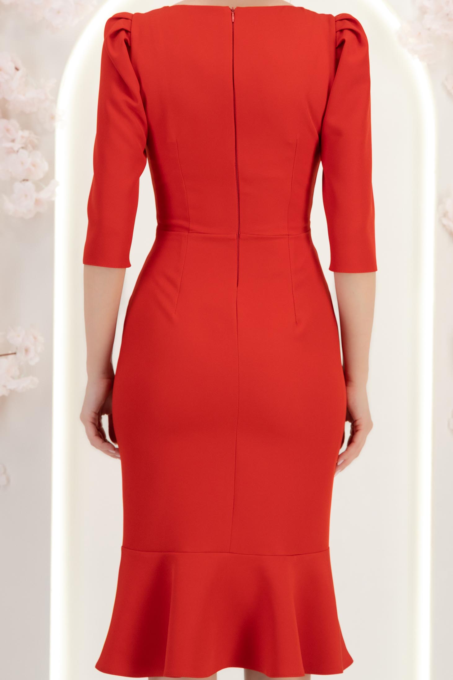 šaty typ tužky přes koleno elastická látka 6 - StarShinerS.cz