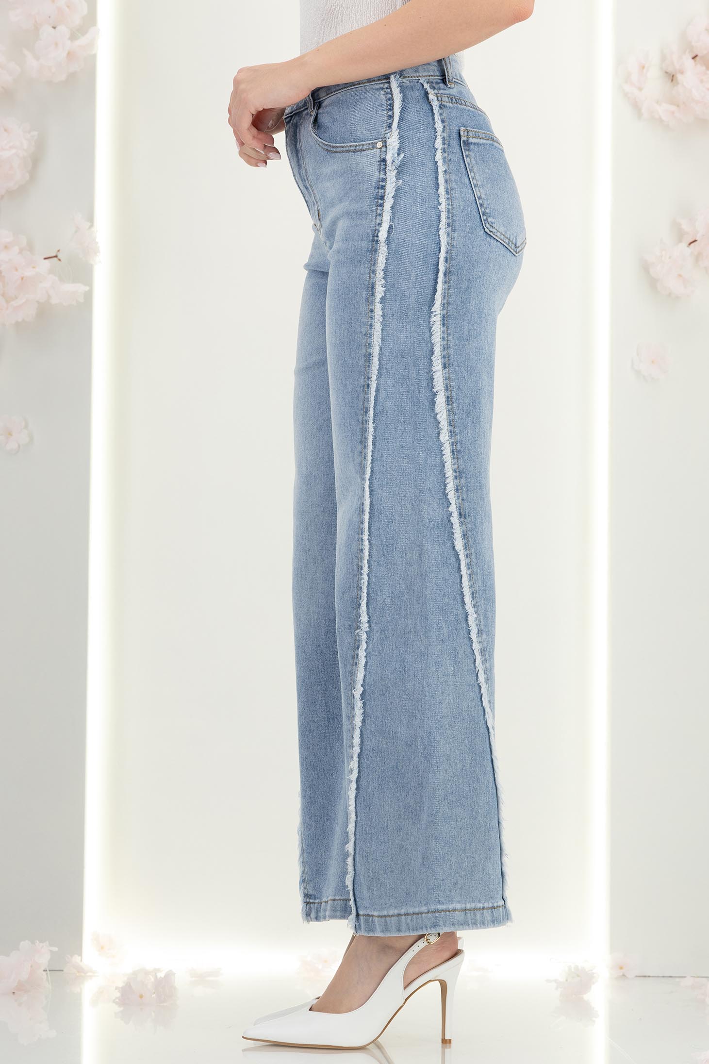 Blugi albastri lungi wide leg cu buzunare laterale 3 - StarShinerS.ro