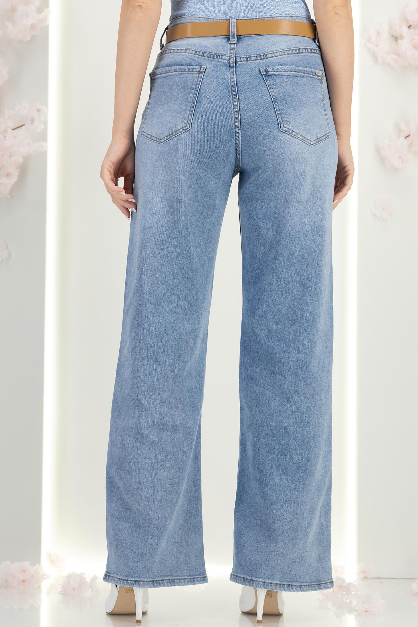 Blugi lungi albastri cu un croi drept si accesoriu tip curea 4 - StarShinerS.ro