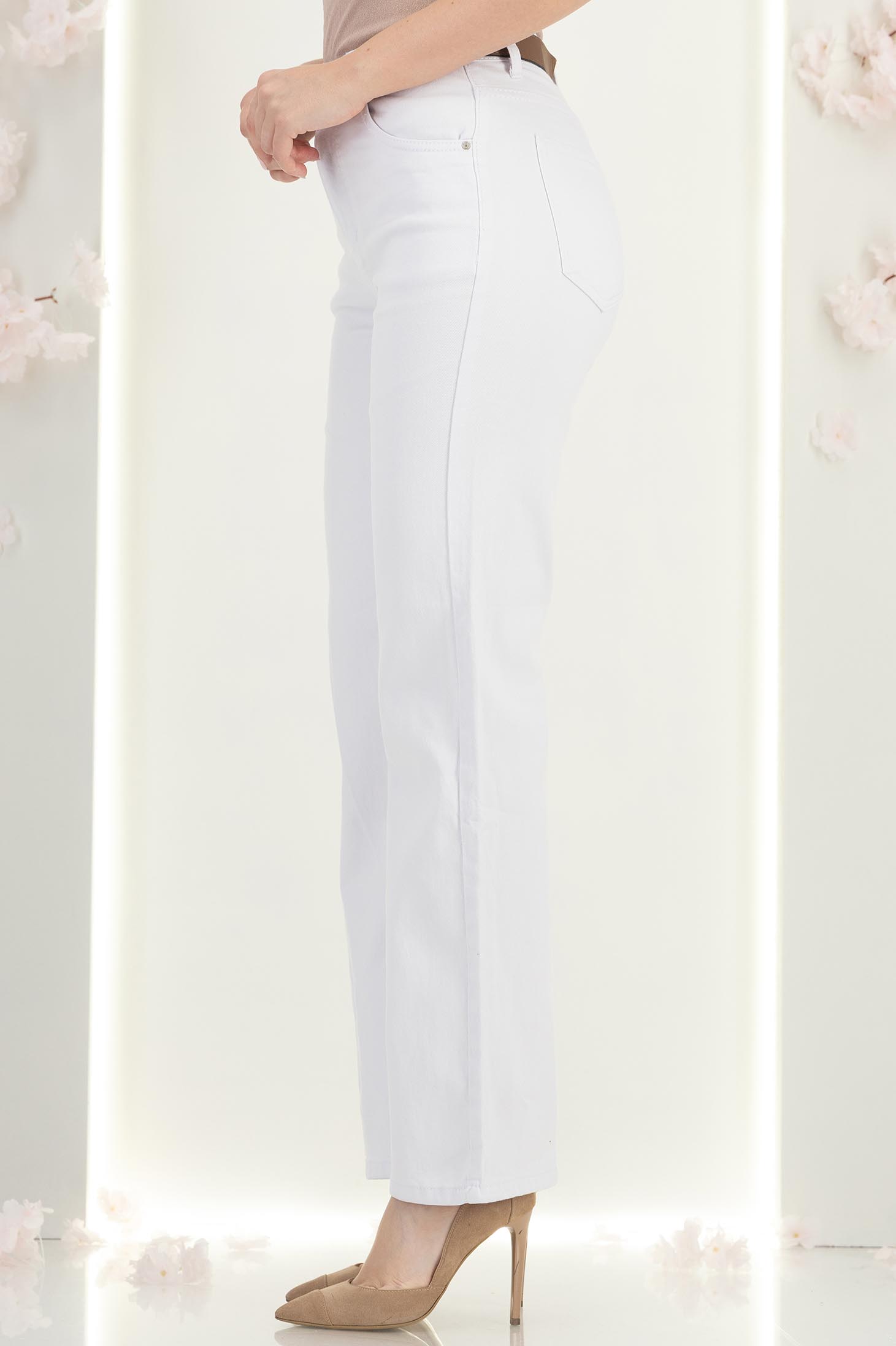 Blugi albi lungi cu croi drept si accesoriu tip curea 3 - StarShinerS.ro