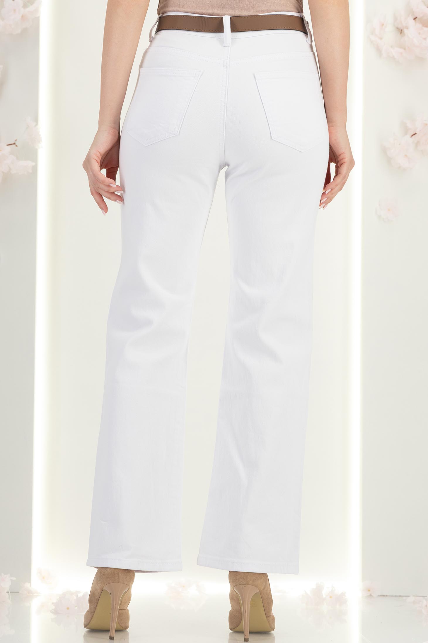 Blugi albi lungi cu croi drept si accesoriu tip curea 5 - StarShinerS.ro