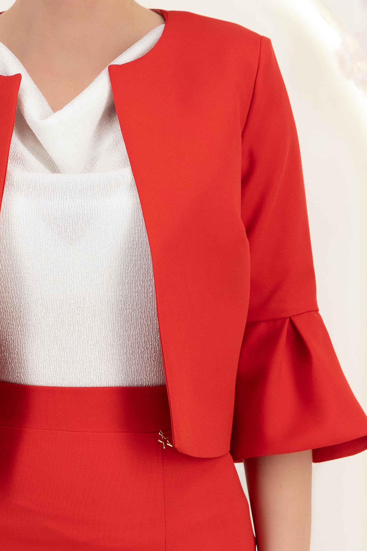 Sacou din stofa rosie cu un croi drept si mâneci tip clopot - StarShinerS 5 - StarShinerS.ro