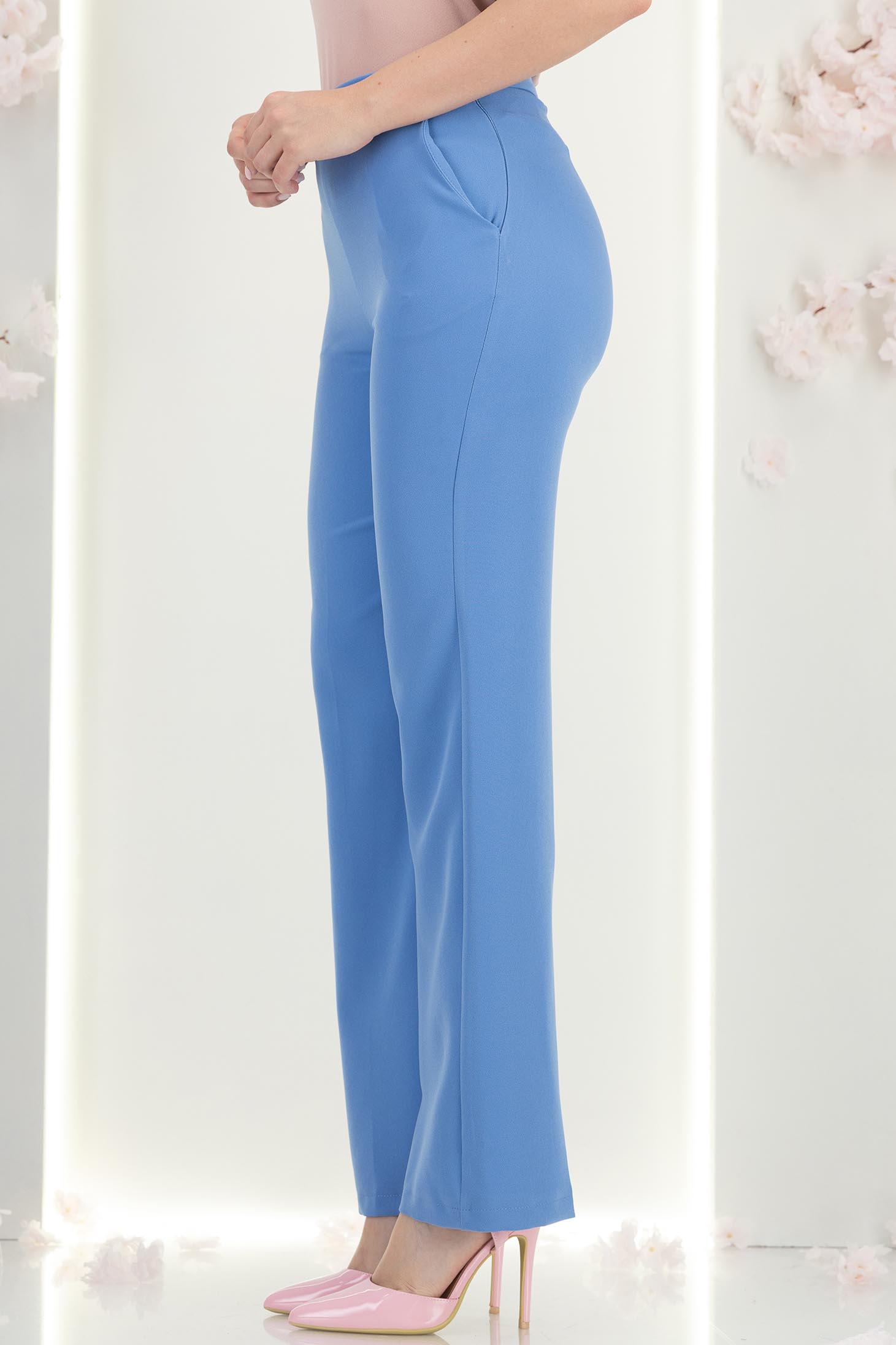 Pantaloni din stofa albastru-deschis lungi drepti cu nasturi decorativi aurii- StarShine 3 - StarShinerS.ro