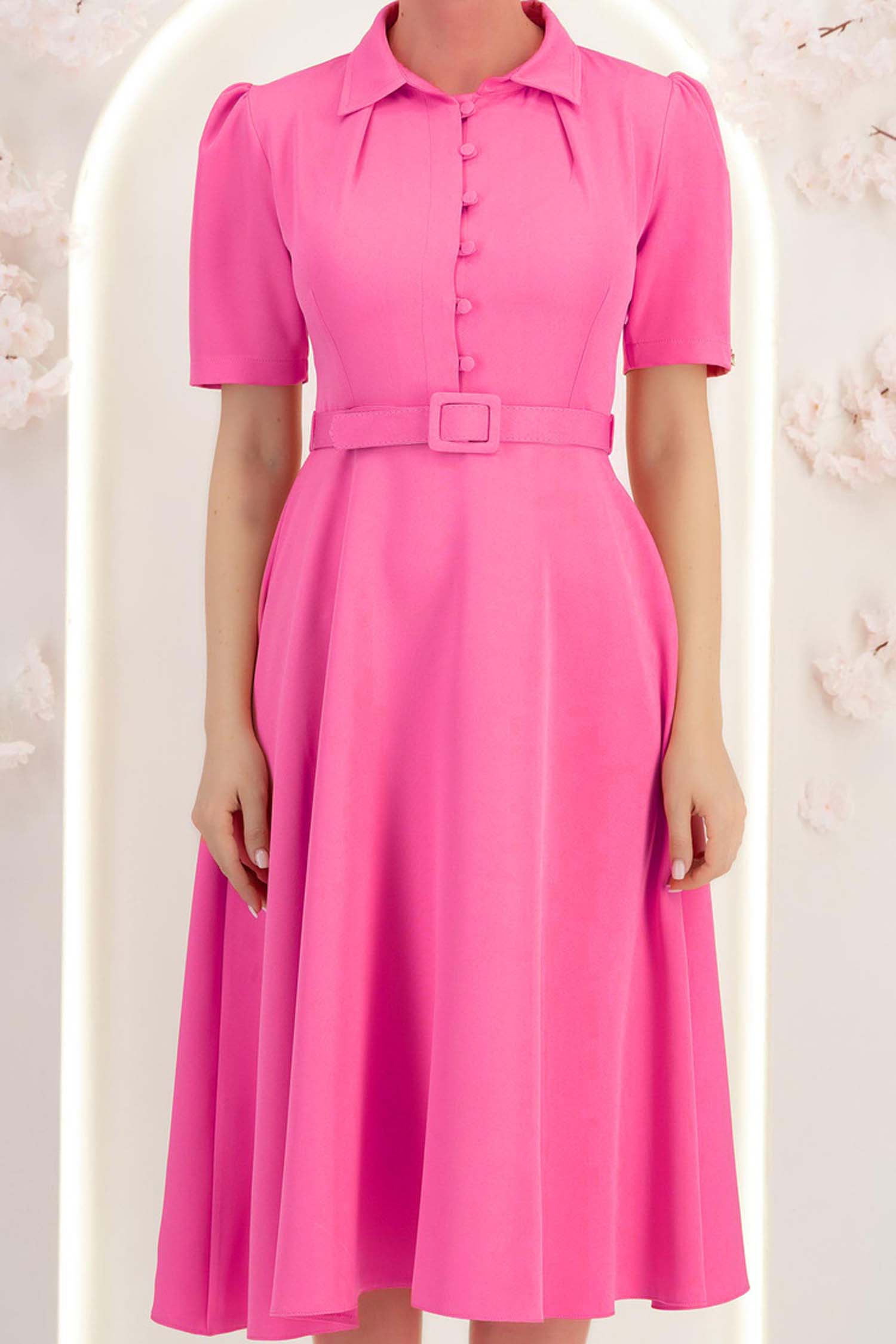 Rochie din stofa roz midi in clos cu accesoriu tip curea 6 - StarShinerS.ro