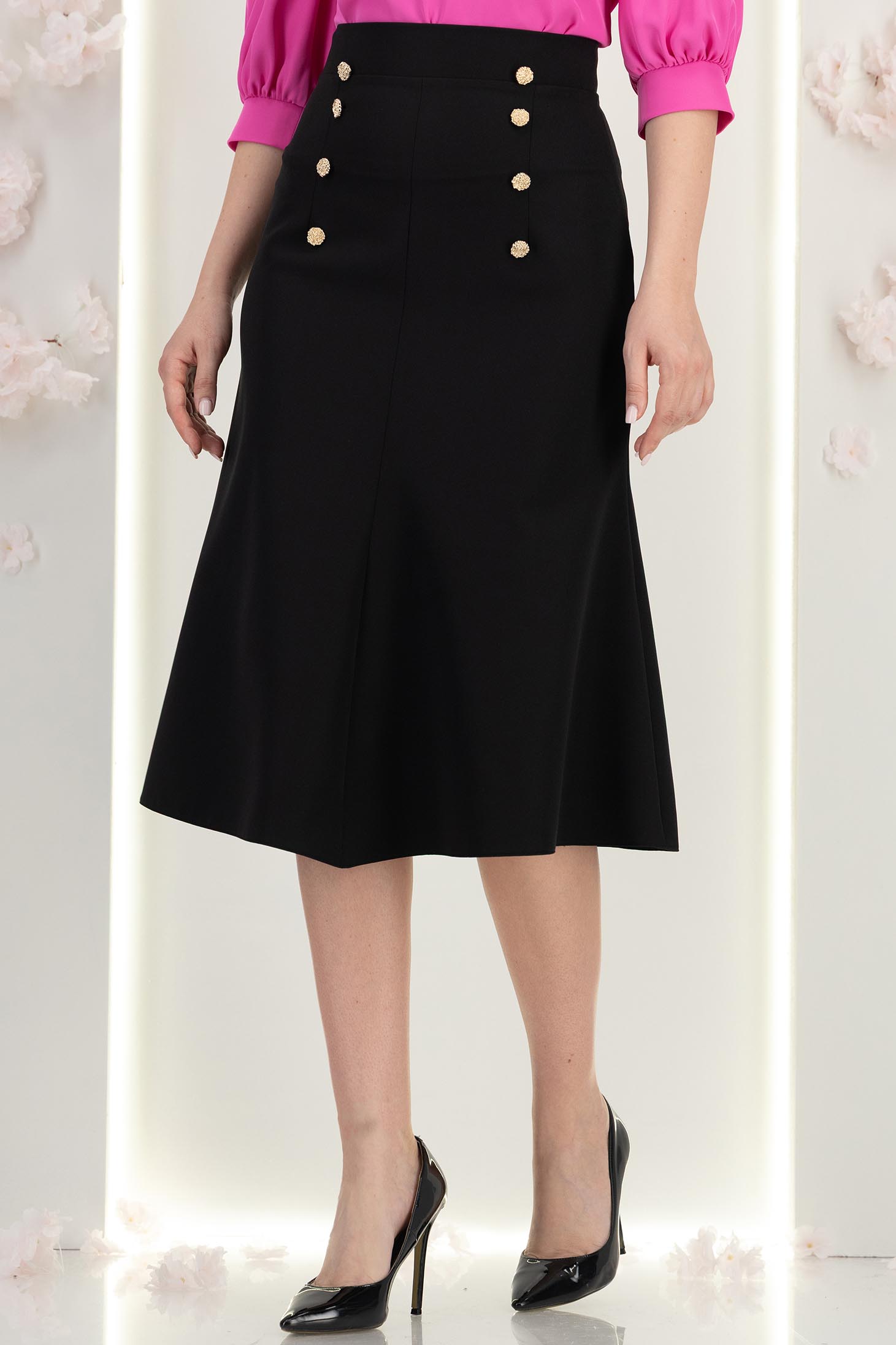 Fusta din stofa neagra midi in clini cu nasturi decorativi aurii - StarShinerS 3 - StarShinerS.ro