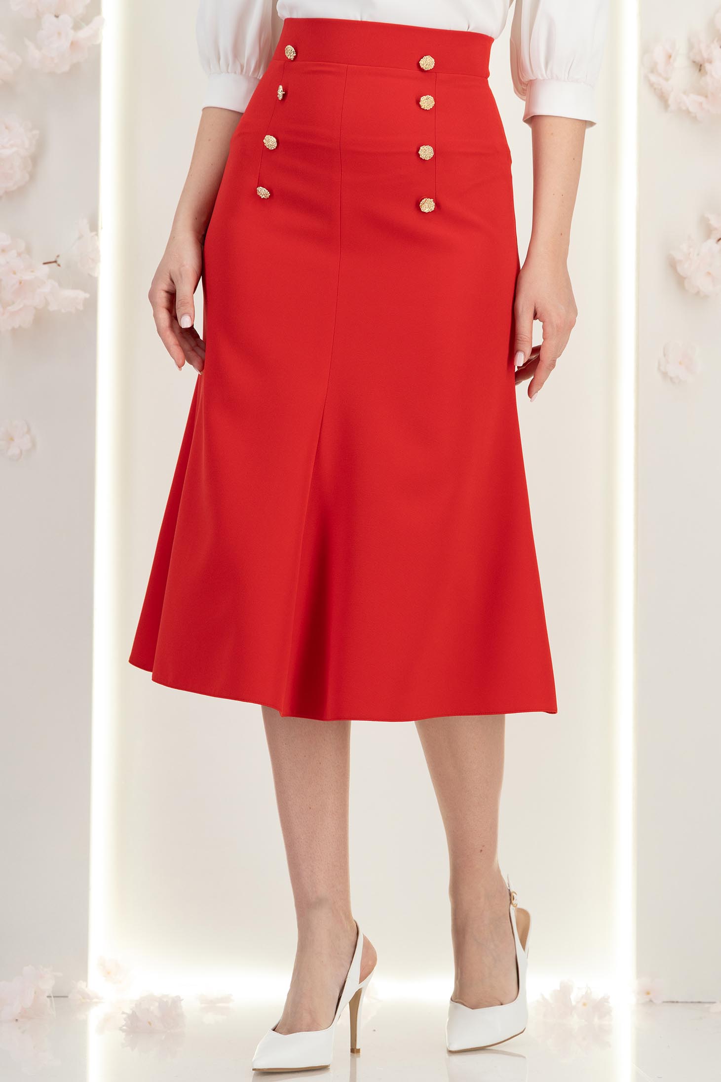 Fusta din stofa rosie midi in clini cu nasturi decorativi aurii - StarShinerS 4 - StarShinerS.ro