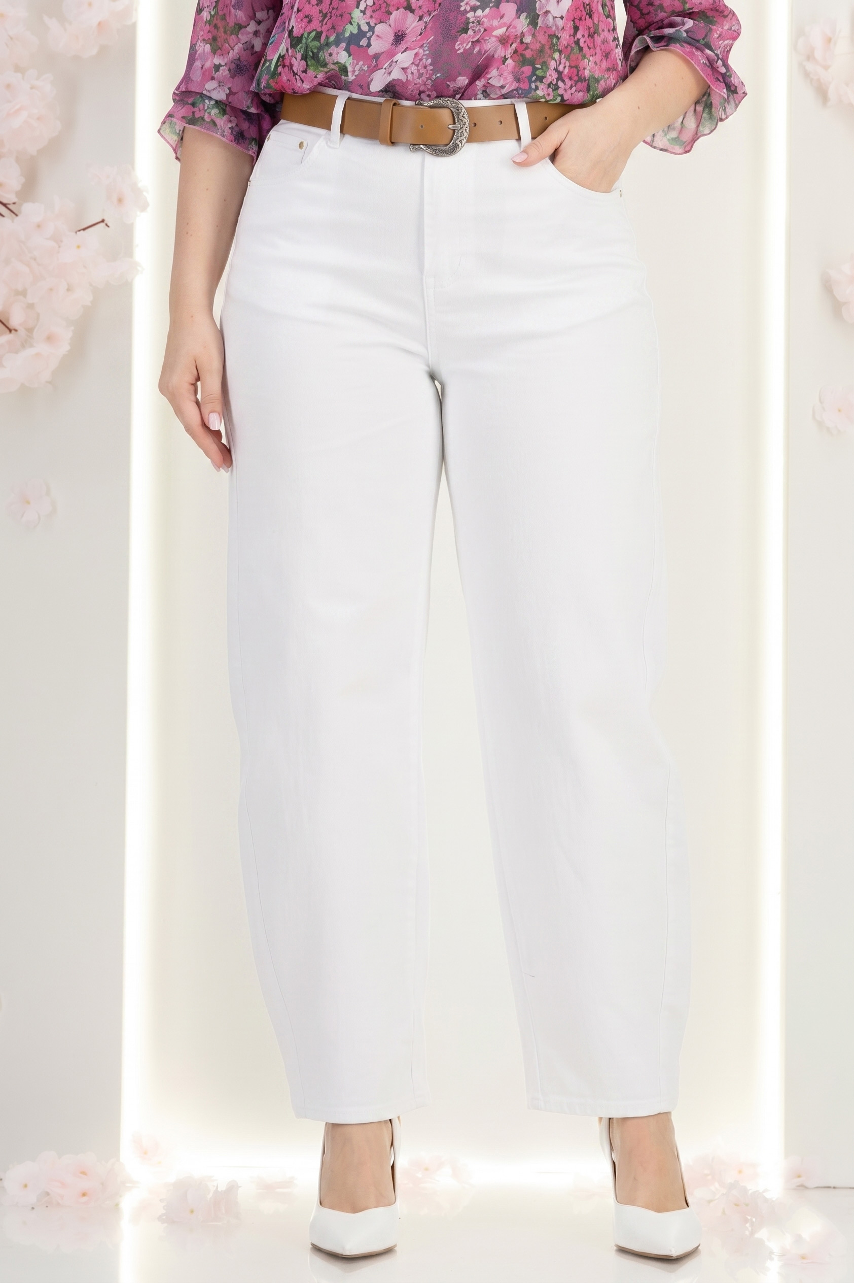 Blugi albi mom fit cu talie inalta si curea detasabila 2 - StarShinerS.ro