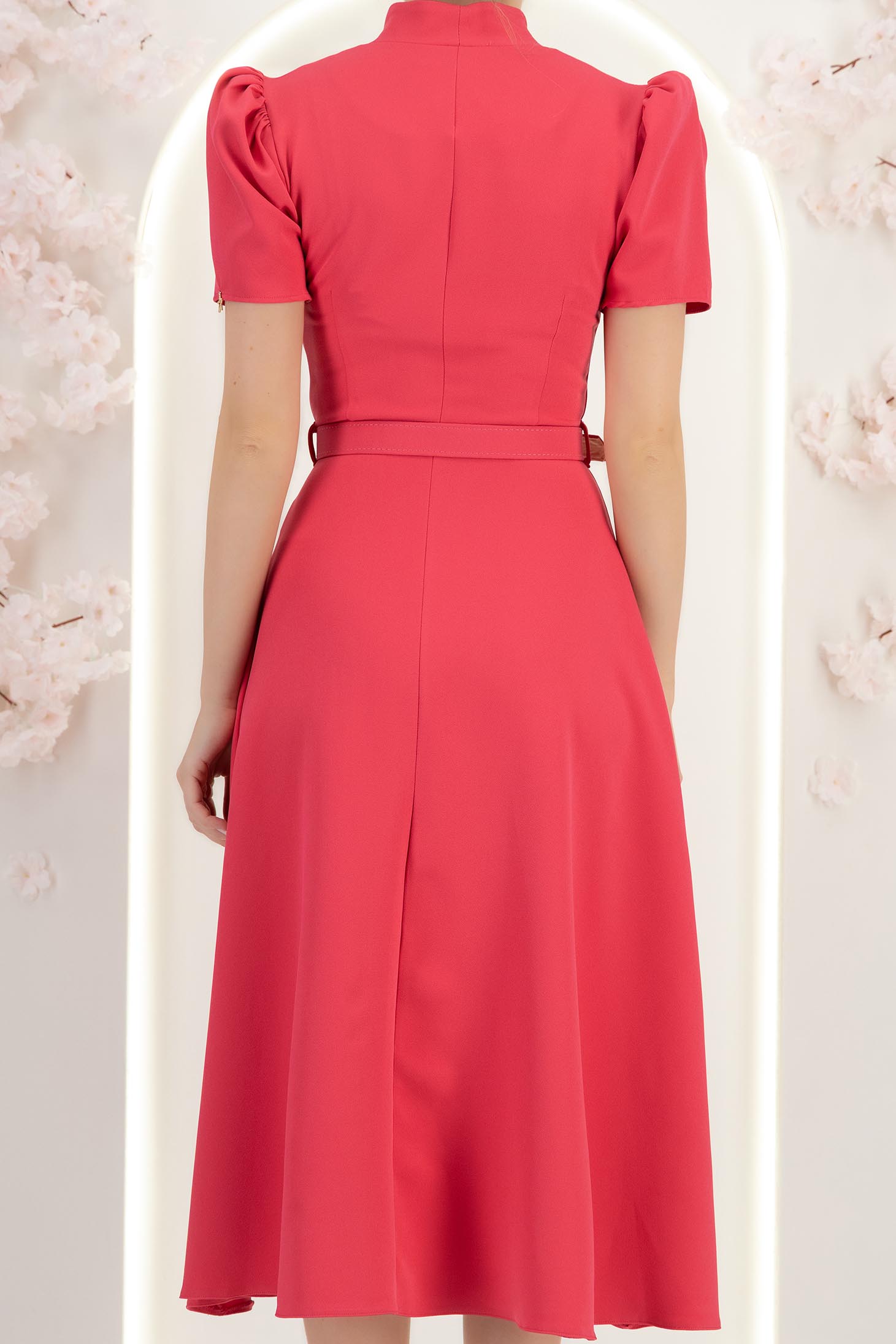 Rochie din stofa roz midi in clos cu accesoriu tip curea - StarShinerS 4 - StarShinerS.ro