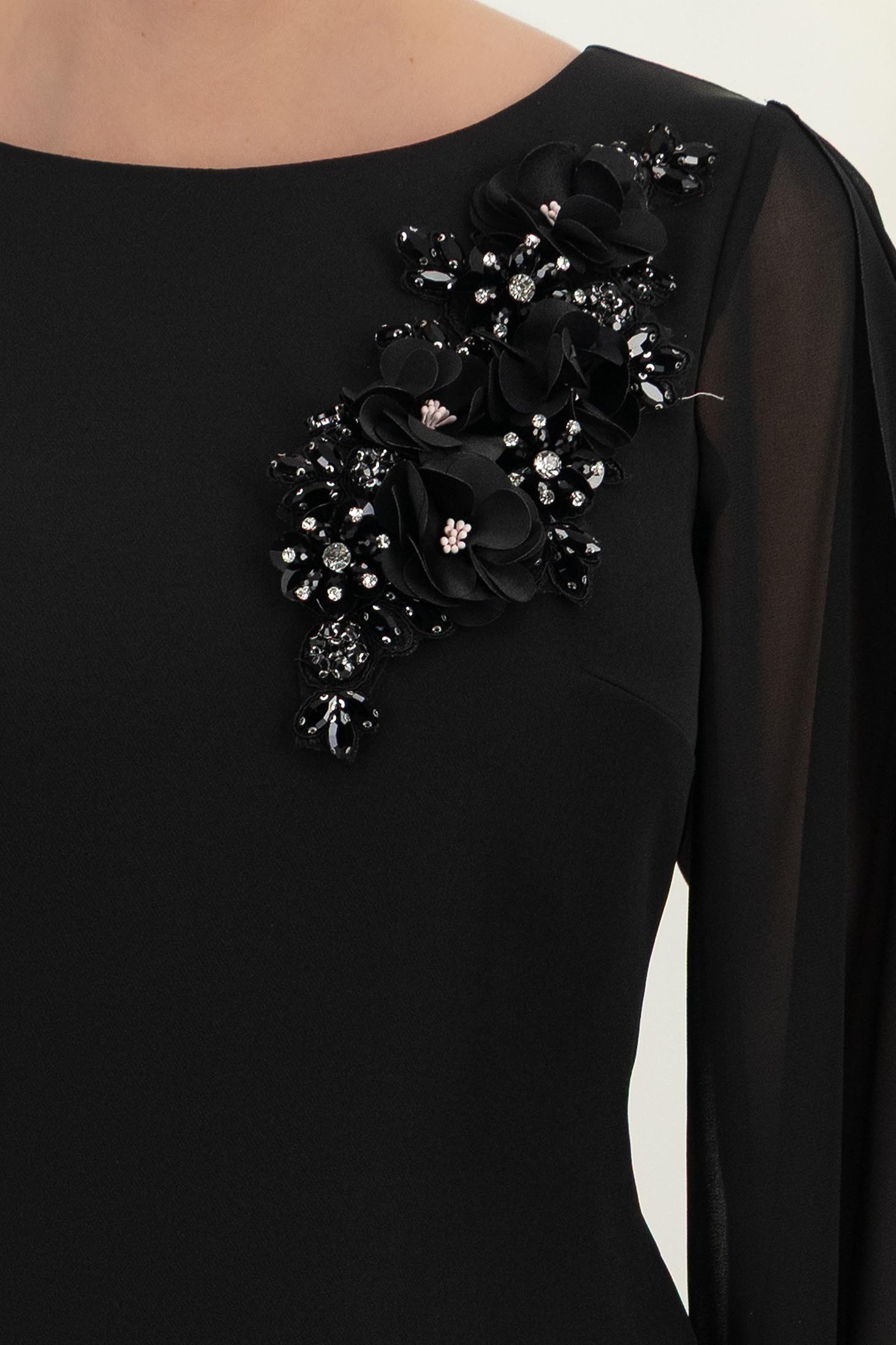 Rochie din stofa neagra cu un croi drept si maneci tip fluture din voal cu aplicatii pe umeri - StarShinerS 6 - StarShinerS.ro