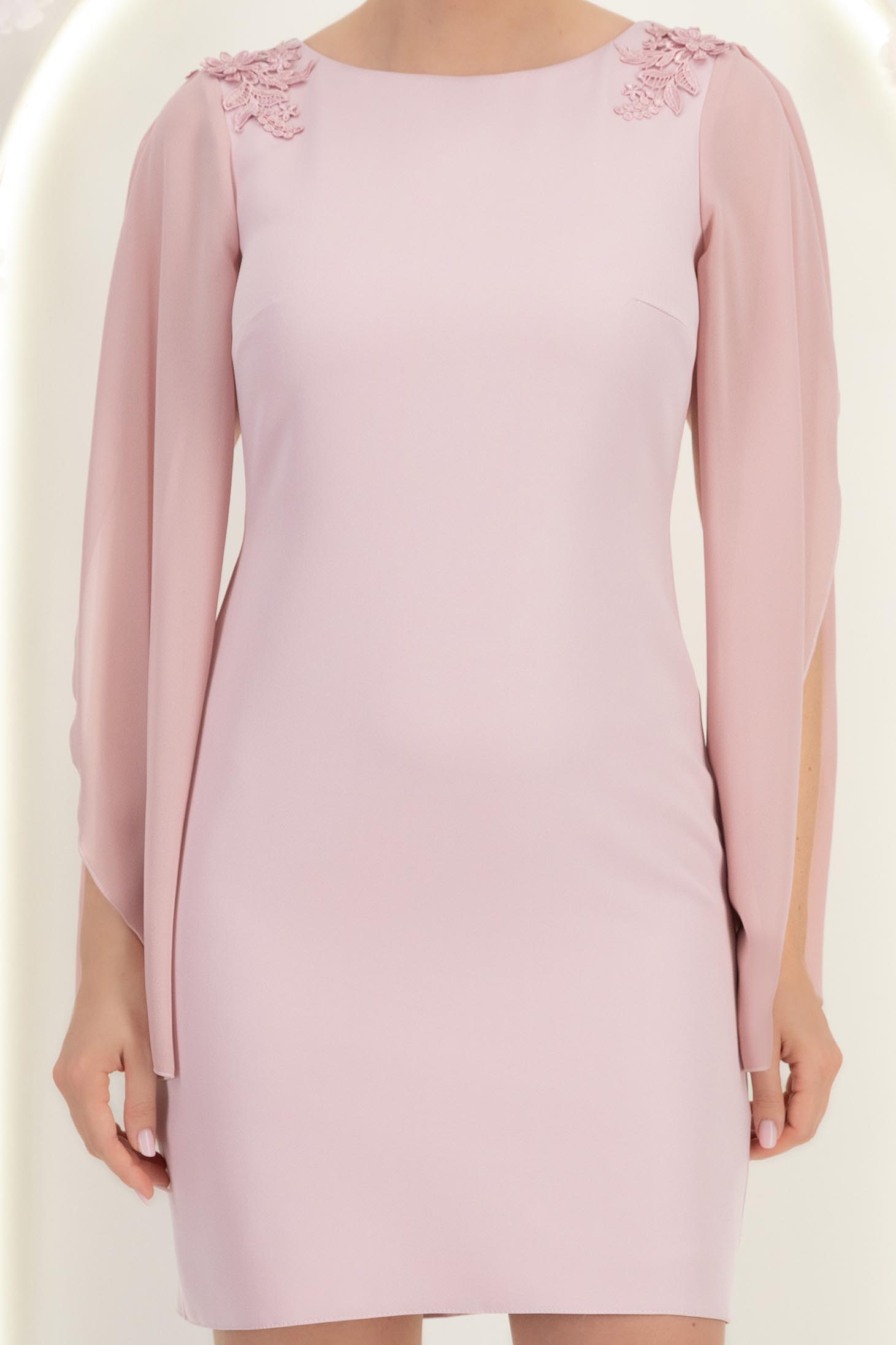 Rochie din stofa roz pudra cu un croi drept si maneci tip fluture din voal cu aplicatii pe umeri - StarShinerS 6 - StarShinerS.ro