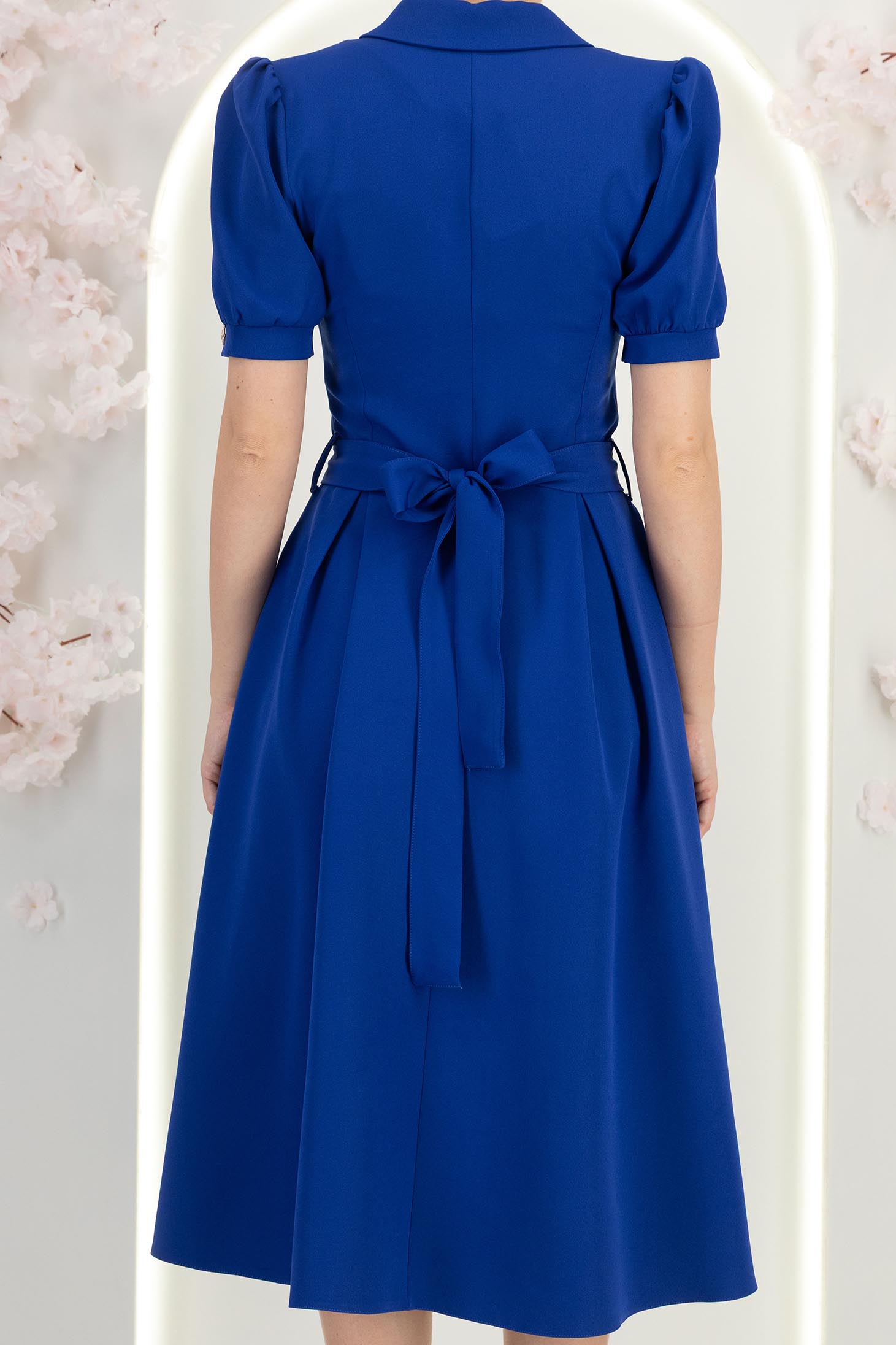 Rochie din stofa albastra midi in clos accesorizata cu nasturi decorativi aurii - StarShinerS 7 - StarShinerS.ro