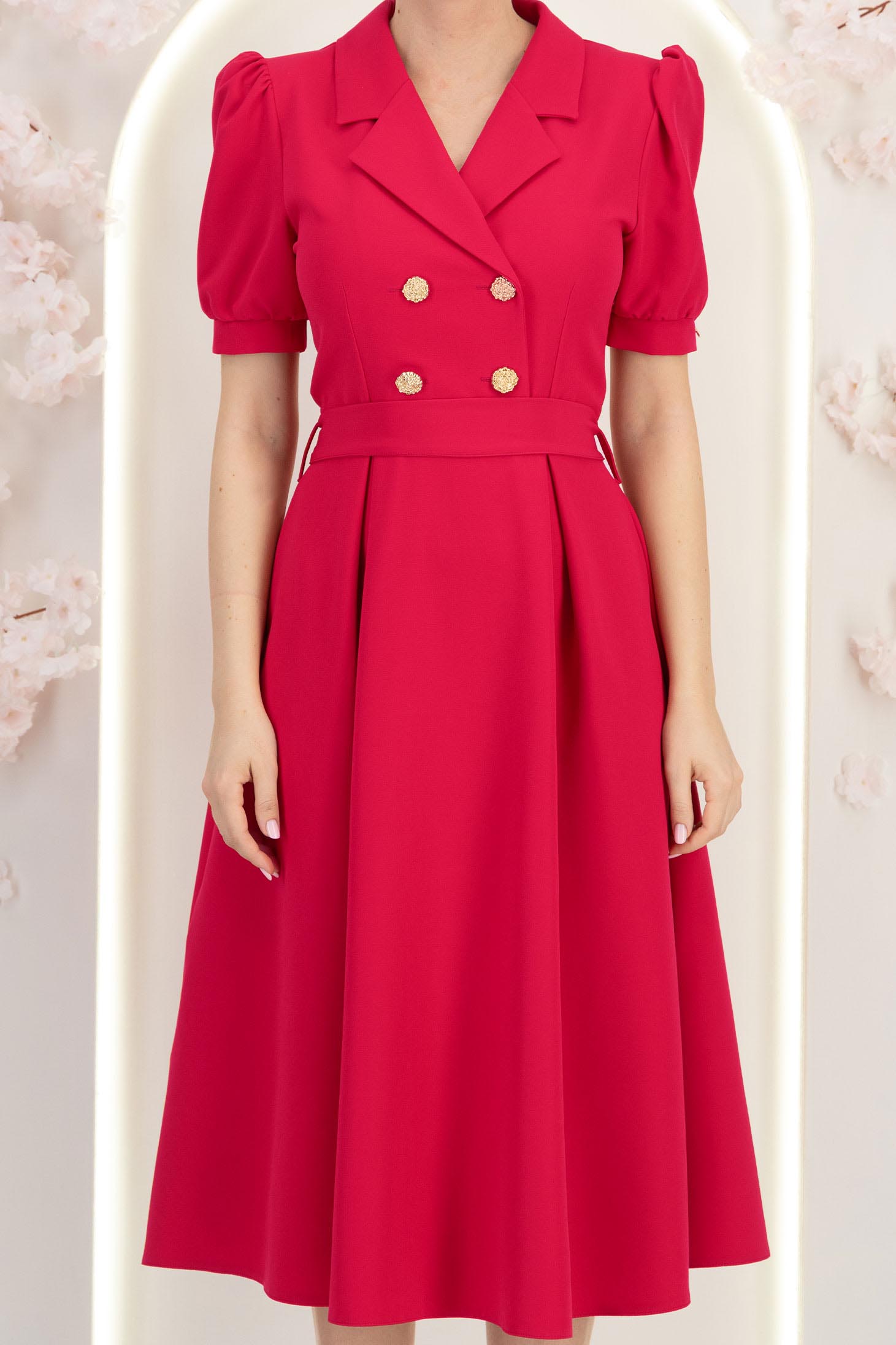 Rochie din stofa fuchsia midi in clos accesorizata cu nasturi decorativi aurii - StarShinerS 6 - StarShinerS.ro
