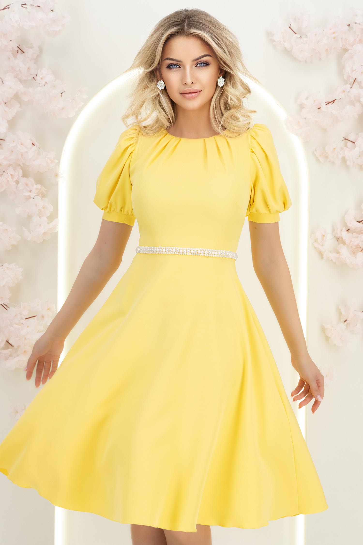 Rochie din stofa galbena midi in clos cu cordon cu perle - StarShinerS 3 - StarShinerS.ro