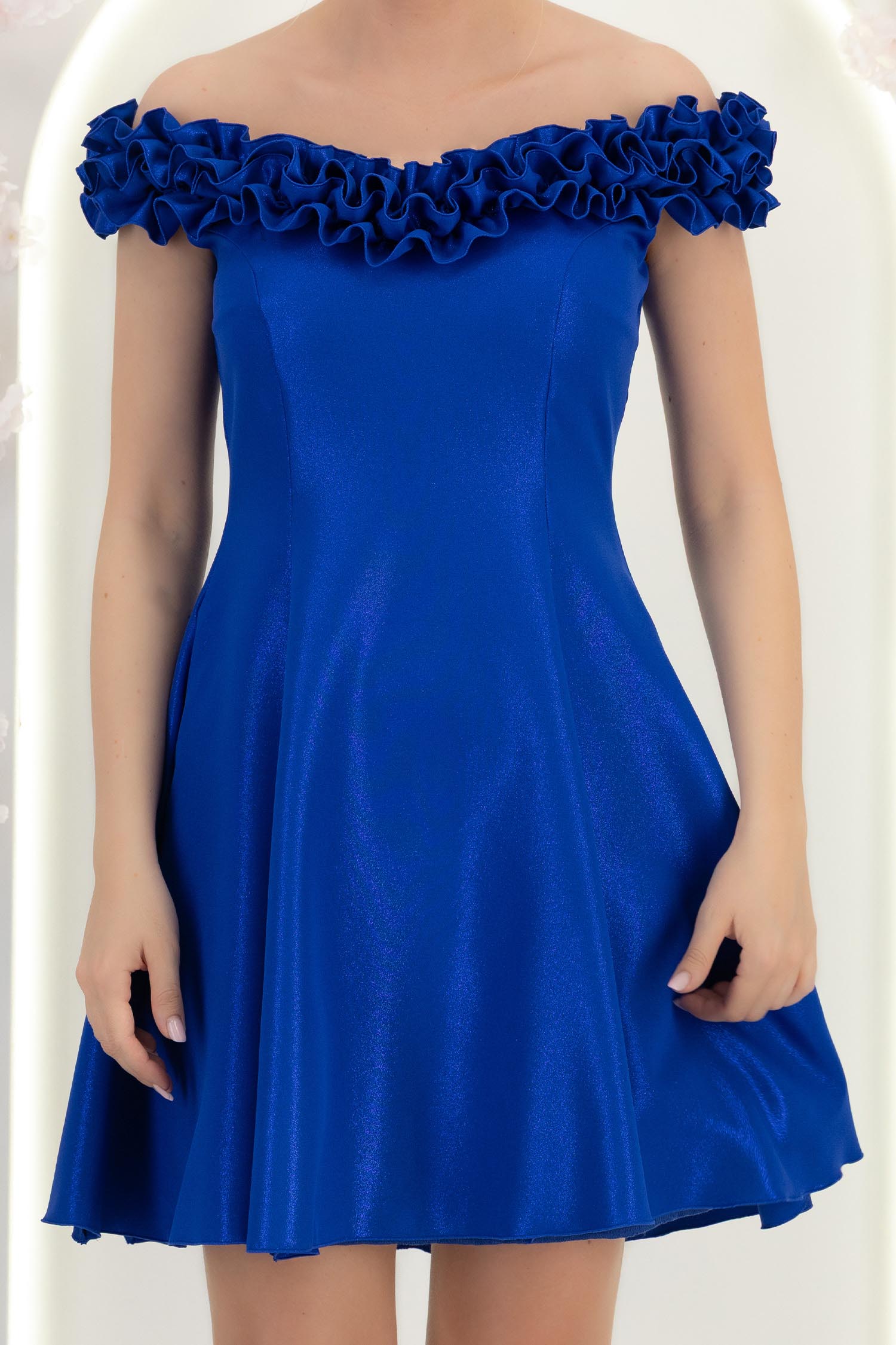 Rochie albastra cu sclipici scurta in clos cu volanase - StarShinerS 6 - StarShinerS.ro