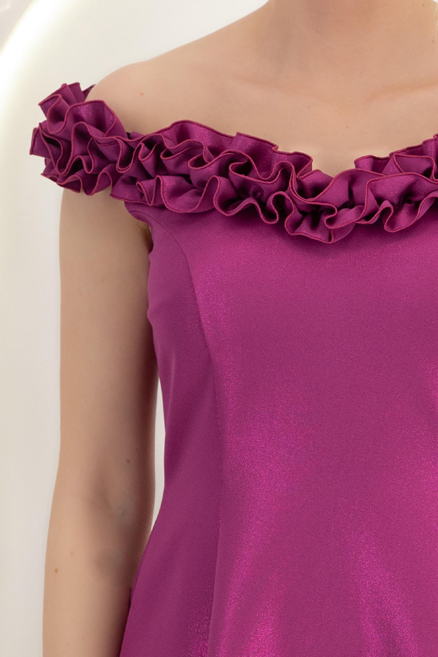 Rochie scurta cu sclipici in clos cu volanase - StarShinerS 4 - StarShinerS.ro