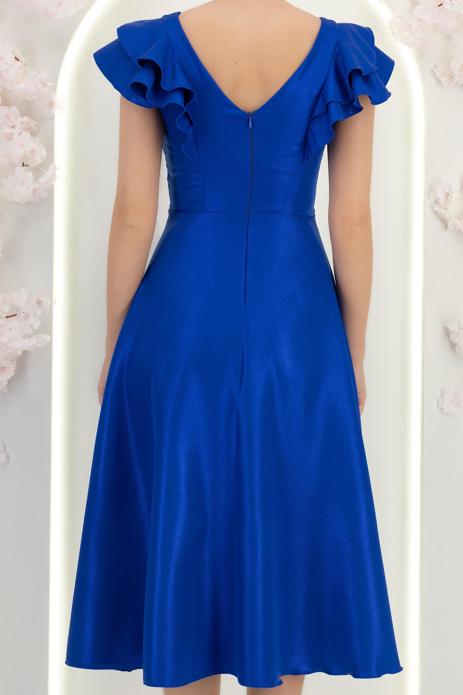 Rochie albastra cu sclipici midi in clos cu volanase - StarShinerS 7 - StarShinerS.ro