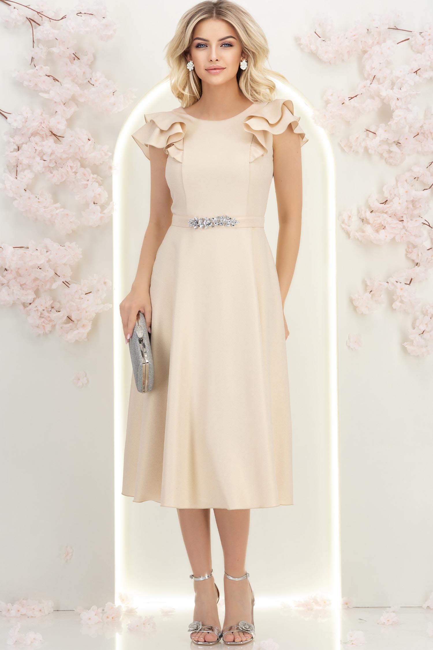Rochie bej cu sclipici midi in clos cu volanase - StarShinerS 4 - StarShinerS.ro