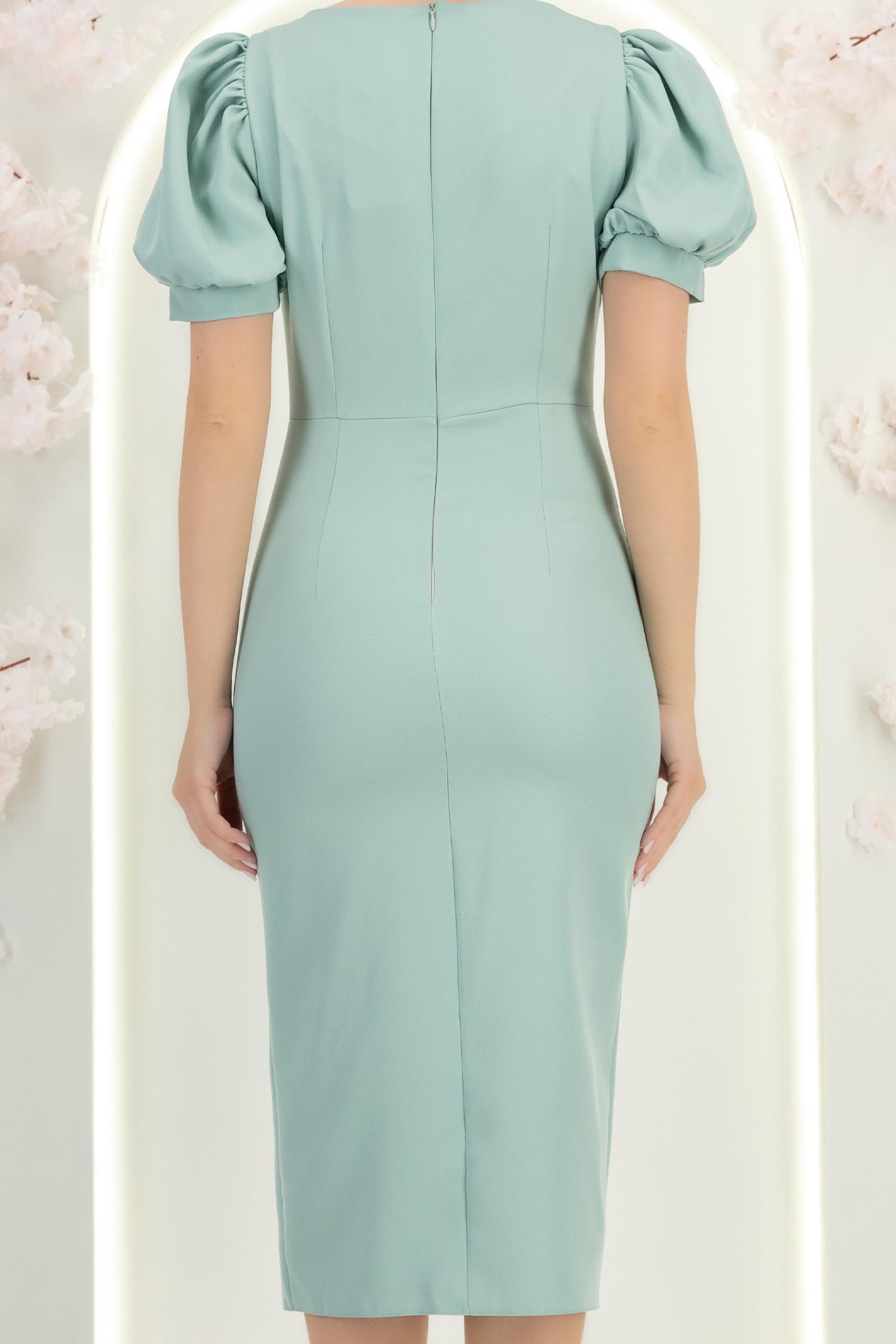 Rochie mint midi tip creion cu aplicatii stralucitoare - StarShinerS 6 - StarShinerS.ro