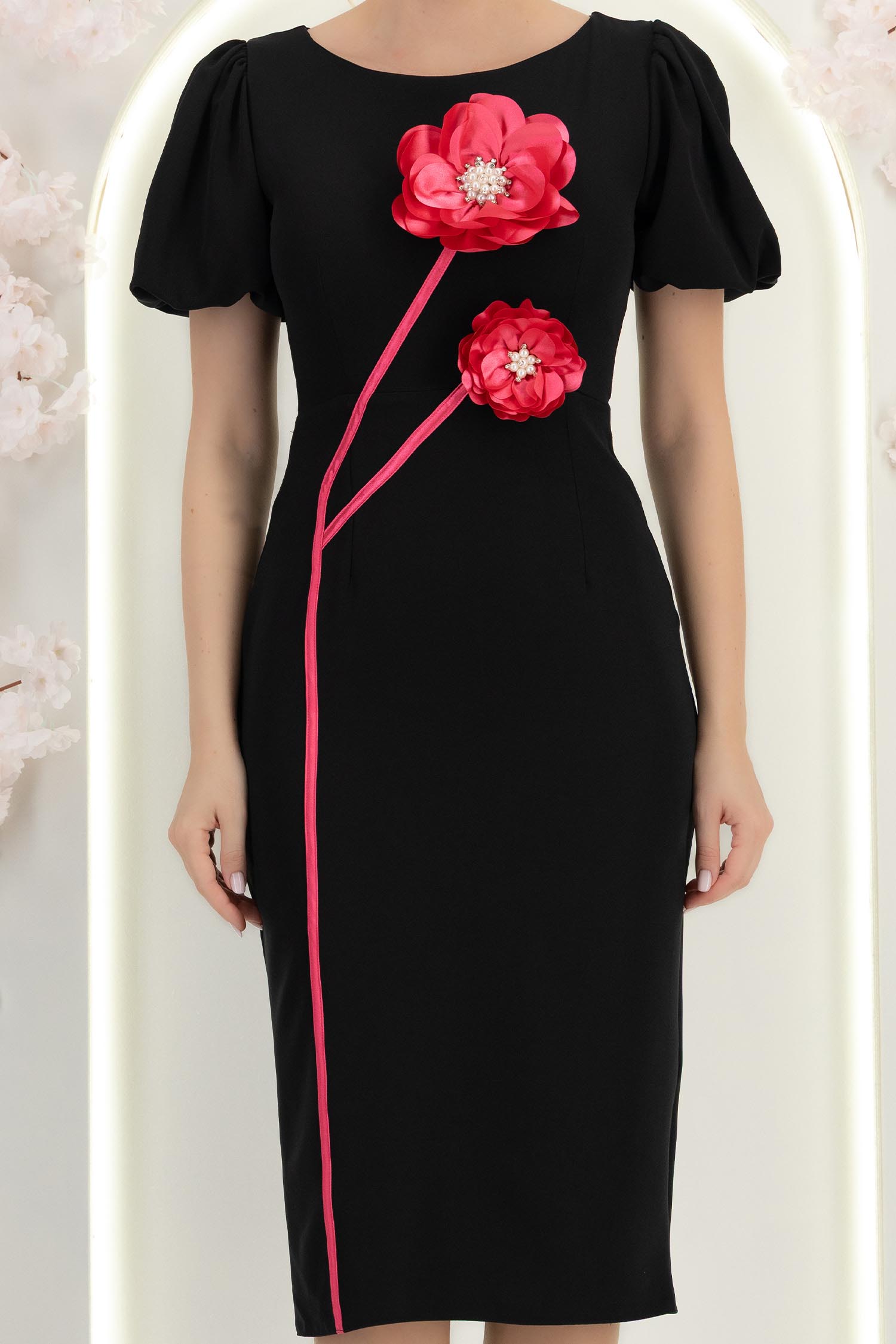Rochie neagra midi tip creion cu brose florale 3D - StarShinerS 6 - StarShinerS.ro