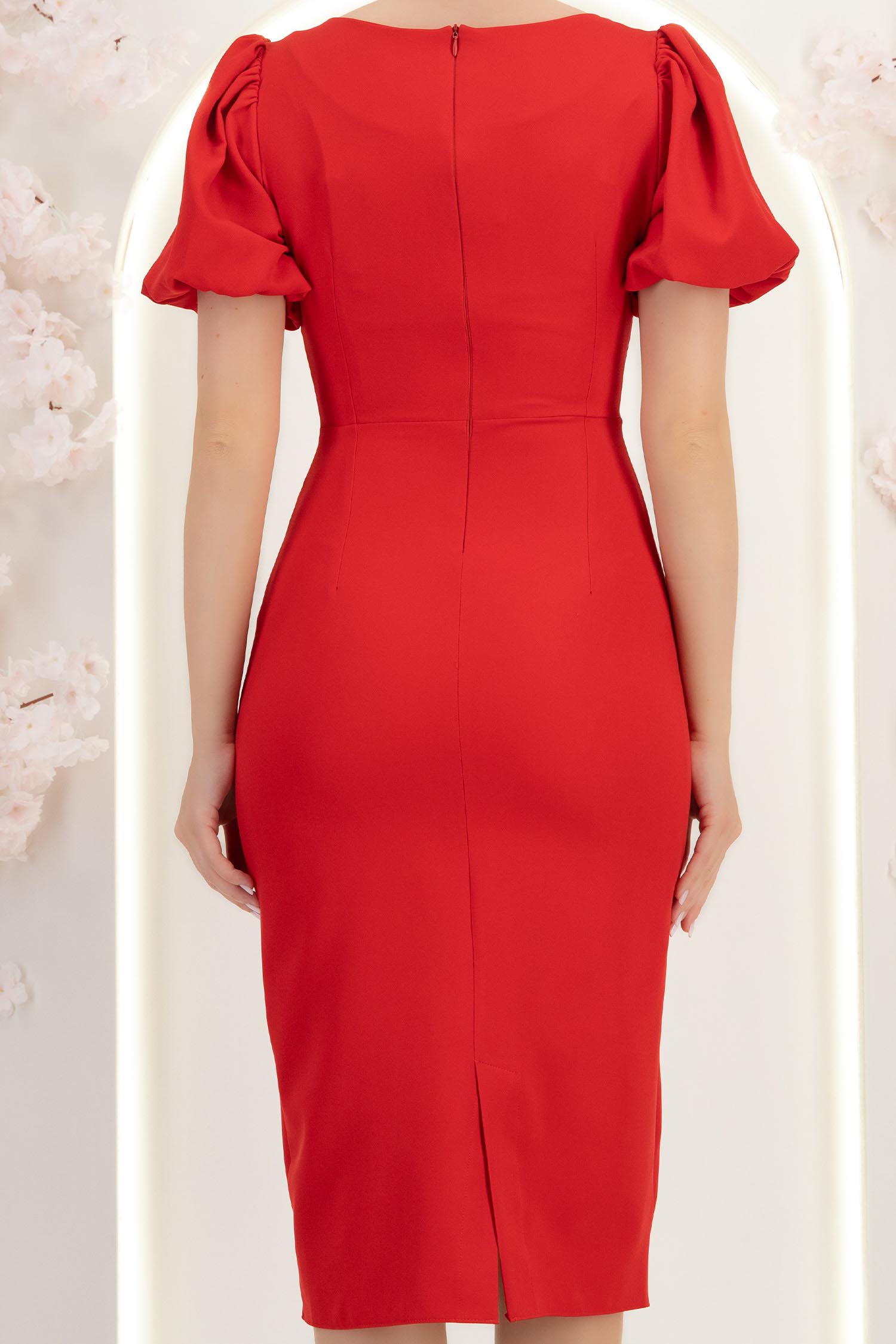 Rochie rosie midi tip creion cu brose florale 3D - StarShinerS 6 - StarShinerS.ro