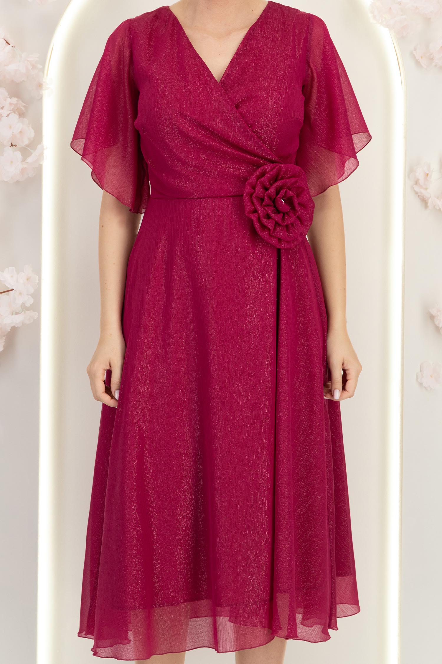 Rochie din voal cu fir lame zmeura midi in clos cu brosa - StarShinerS 6 - StarShinerS.ro