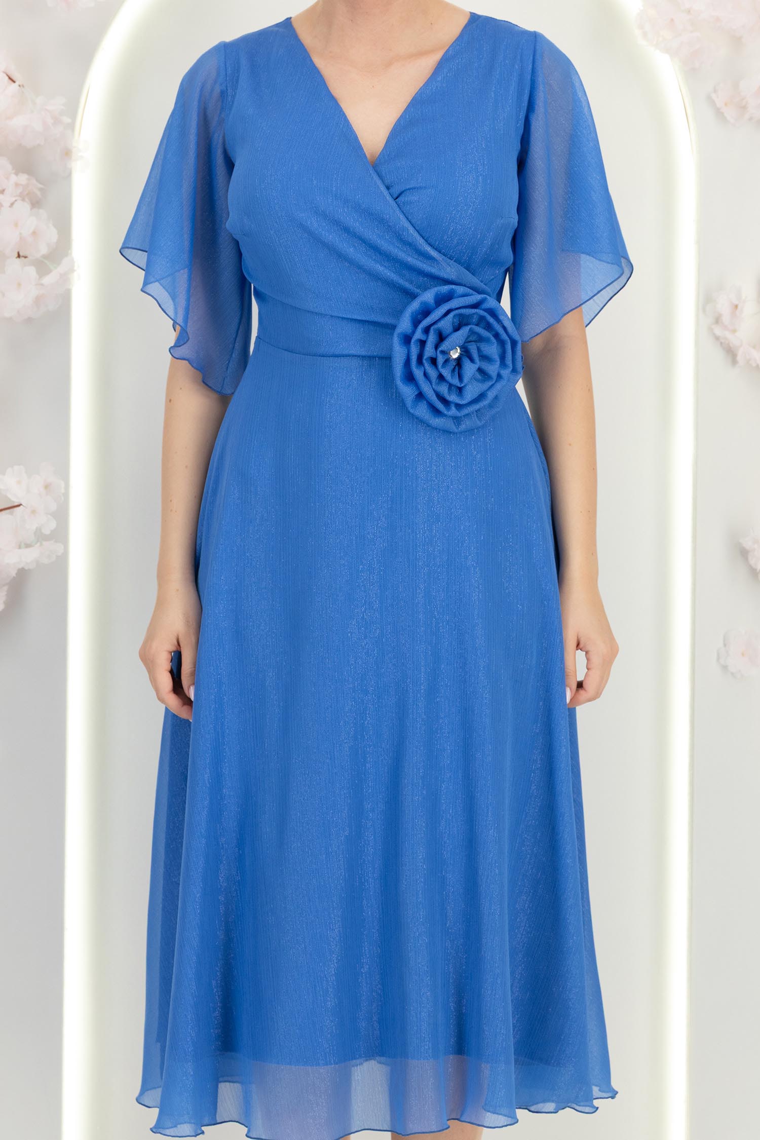 Rochie din voal cu fir lame albastra-deschis midi in clos cu brosa - StarShinerS 6 - StarShinerS.ro