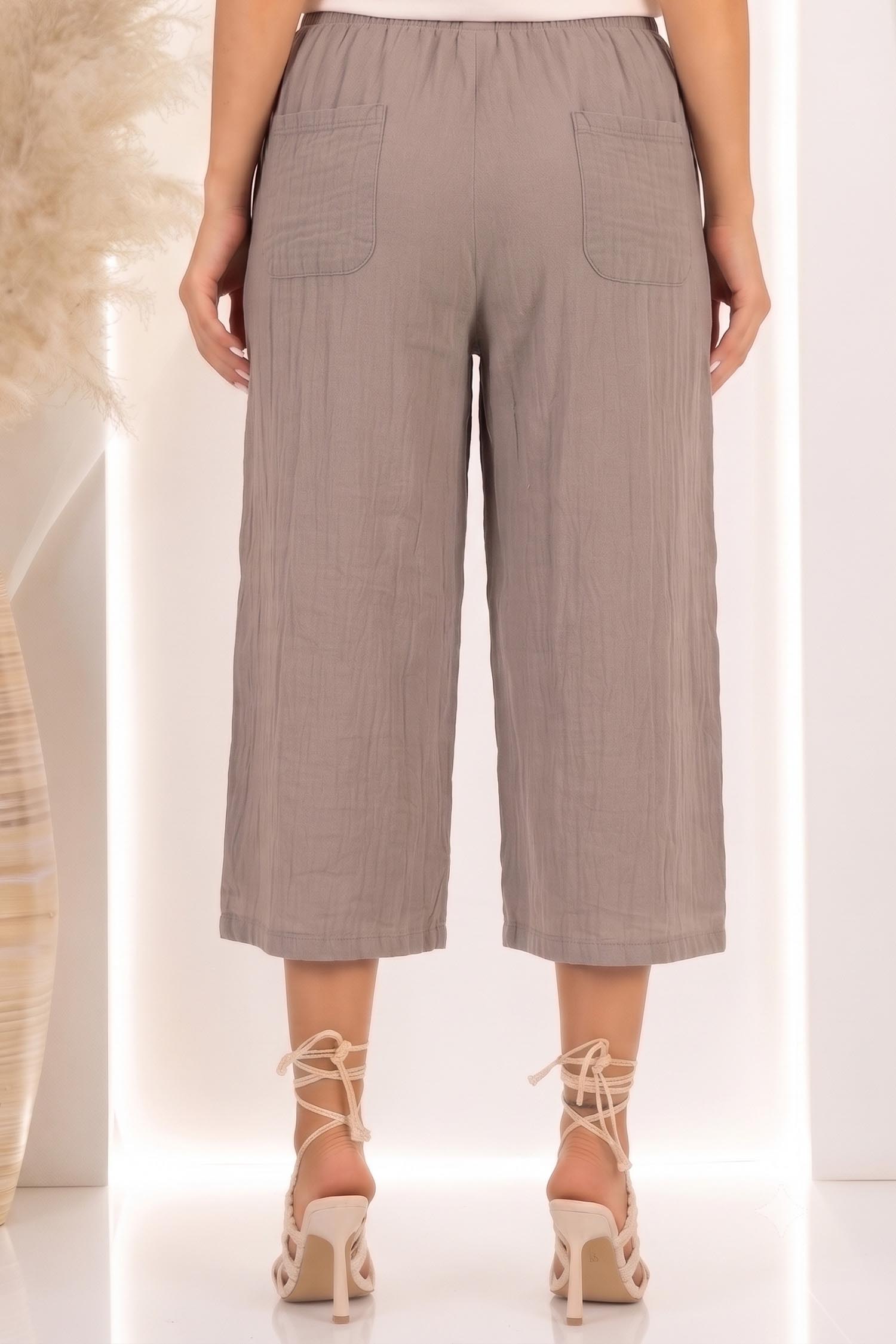Pantaloni din bumbac bej trei sferturi cu croi larg si buzunare laterale 3 - StarShinerS.ro