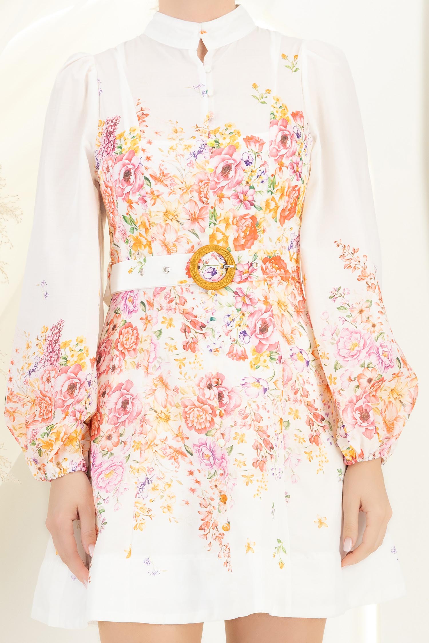 Rochie din bumbac alba scurta in clos cu imprimeu floral si curea 5 - StarShinerS.ro