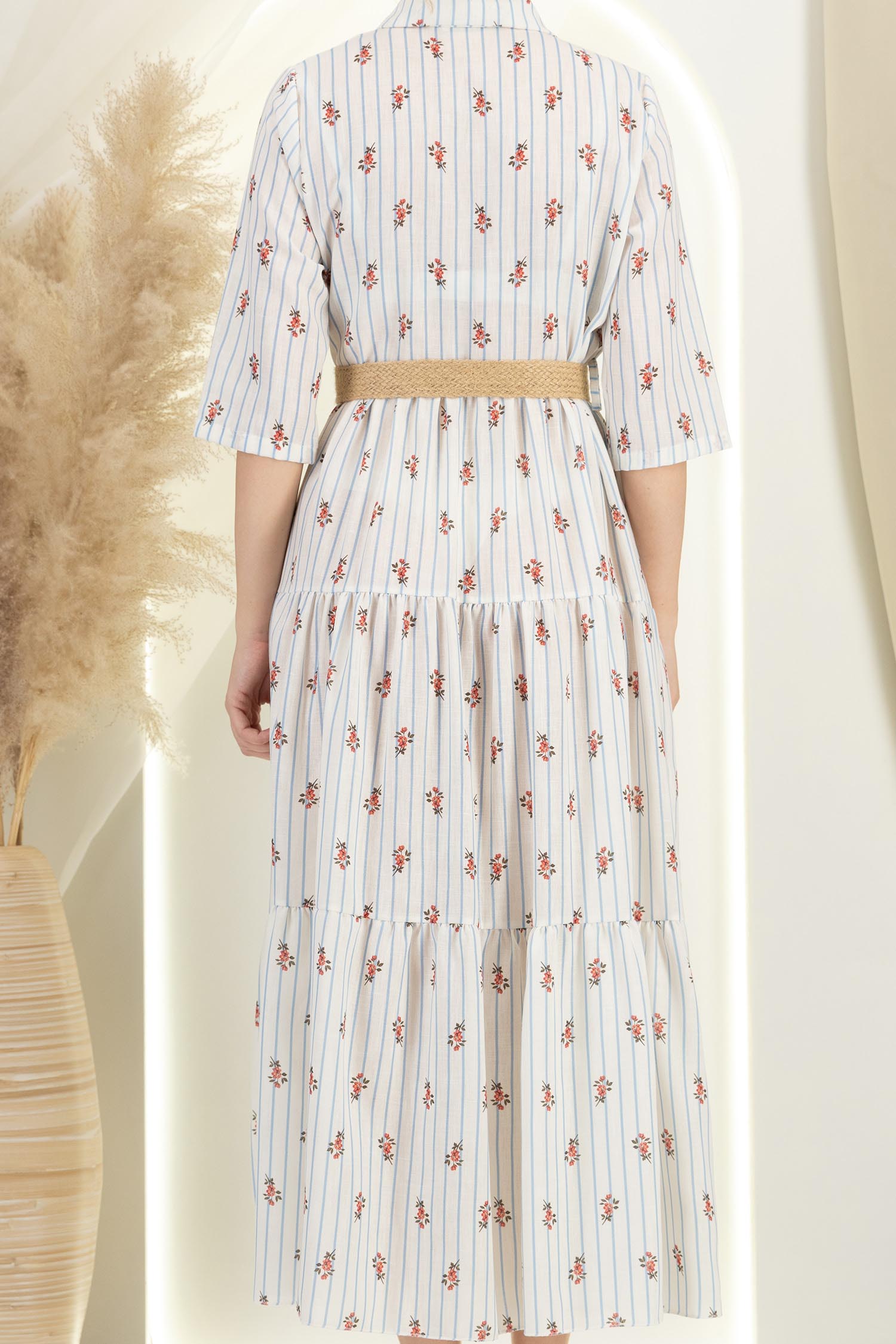 Rochie din material fin la atingere alba lunga cu croi larg si curea 5 - StarShinerS.ro