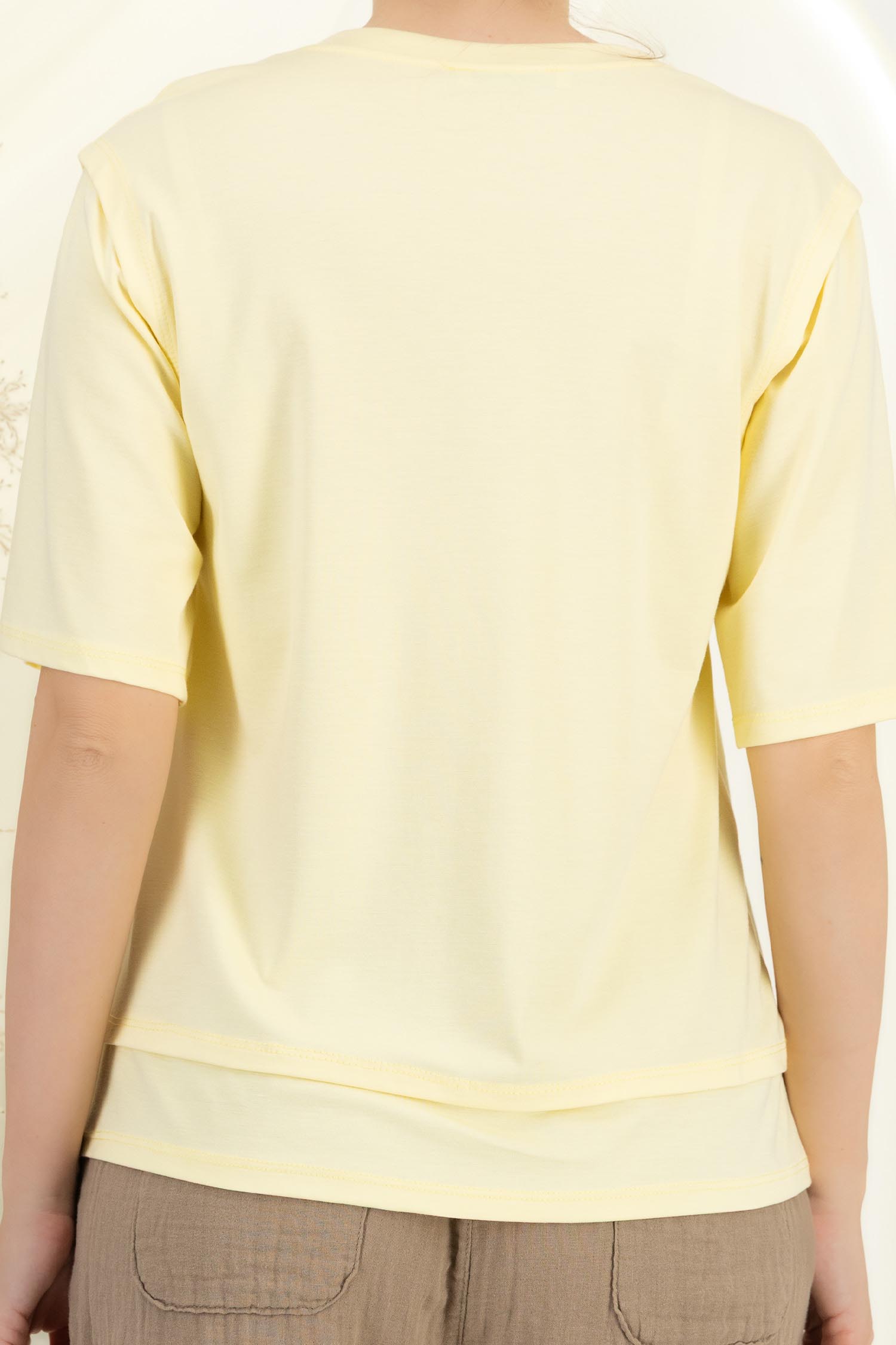 Tricou din viscoza galben cu un croi larg si decolteu rotunjit 6 - StarShinerS.ro