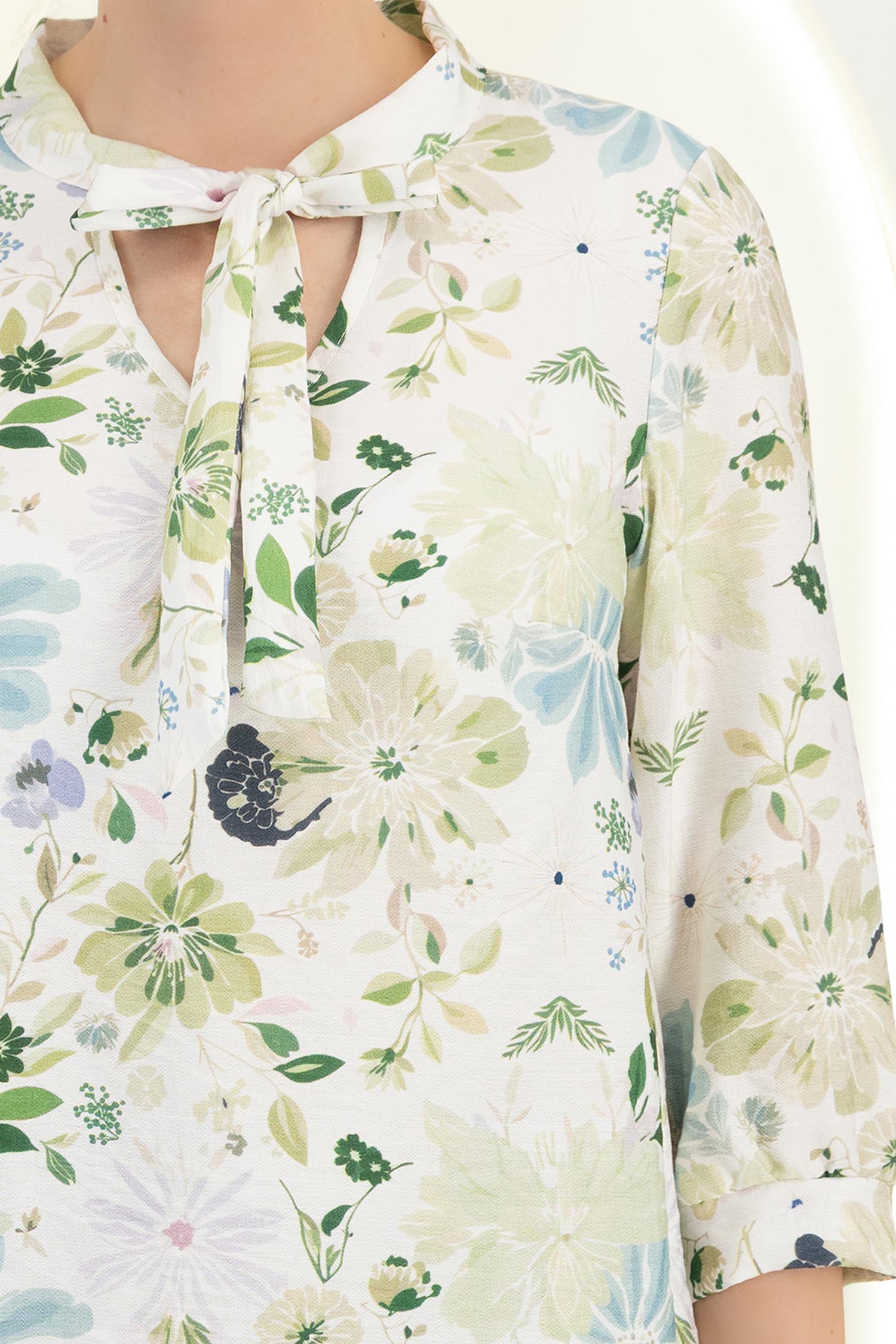 Bluza dama din viscoza verde cu croi larg si guler tip esarfa - StarShinerS 4 - StarShinerS.ro