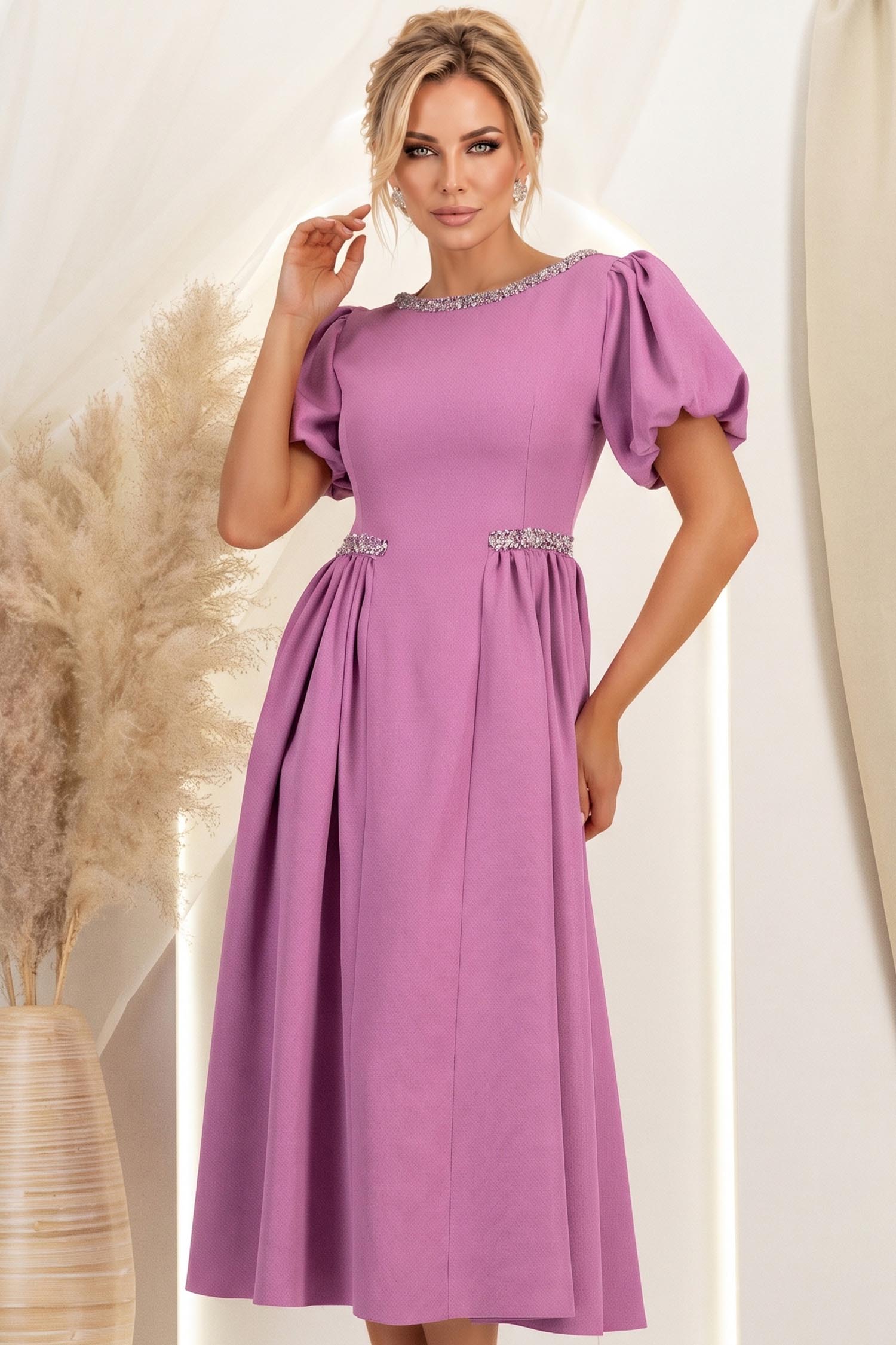 Rochie mov midi in clos cu aplicatii stralucitoare - StarShinerS 3 - StarShinerS.ro