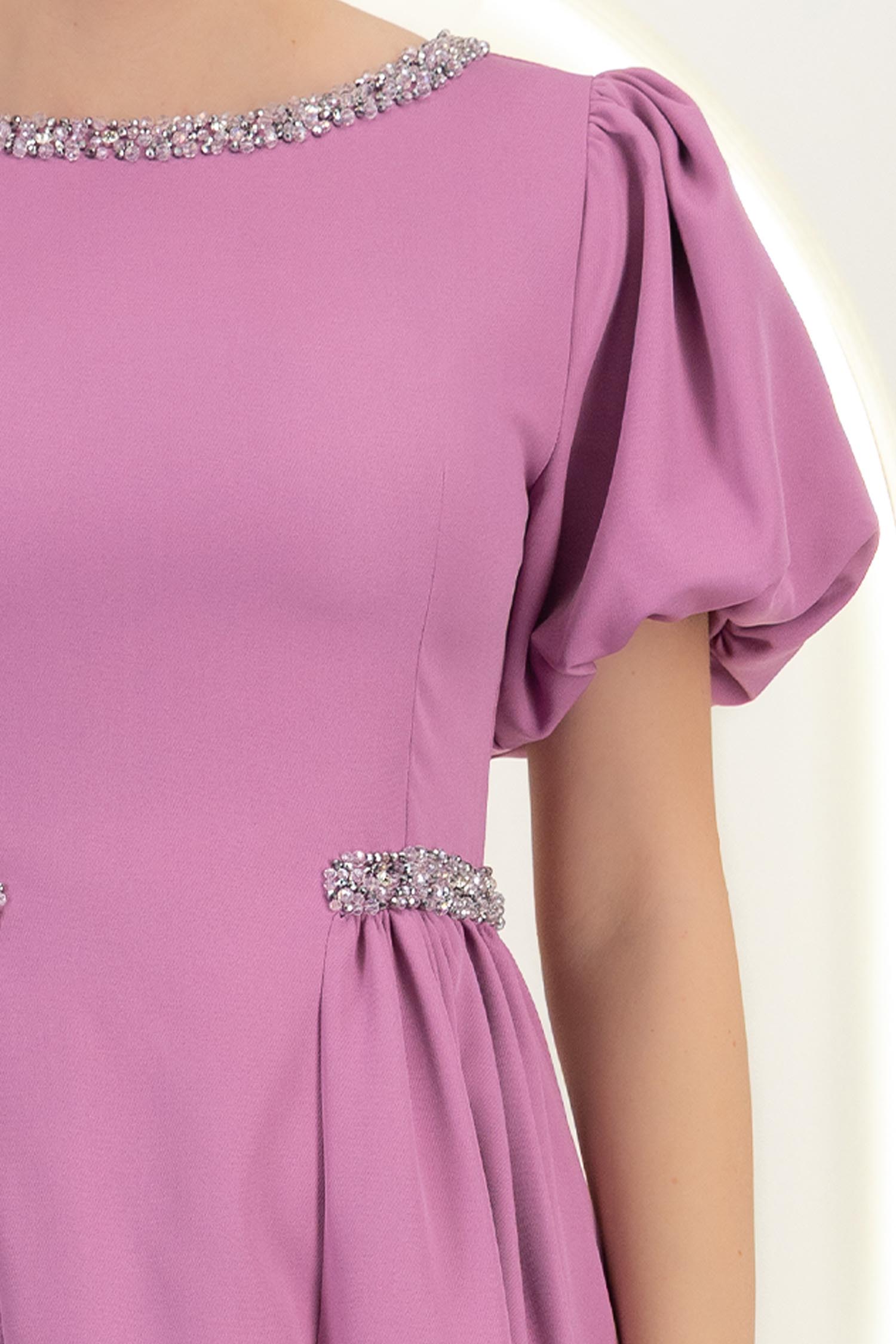 Rochie mov midi in clos cu aplicatii stralucitoare - StarShinerS 5 - StarShinerS.ro