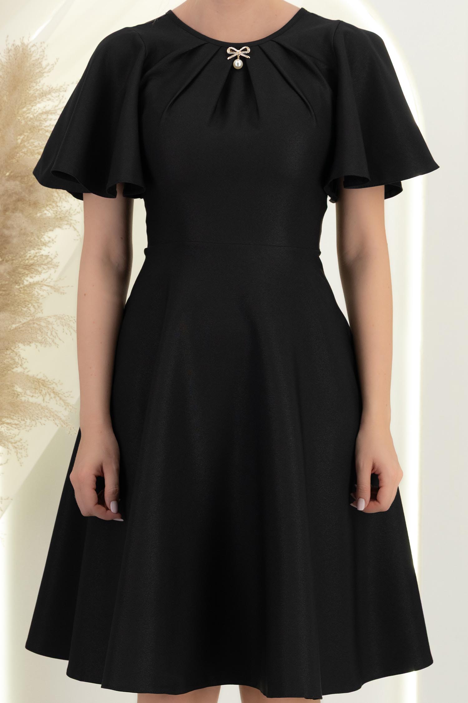 Rochie neagra cu sclipici midi in clos cu mâneci tip fluture - StarShinerS 6 - StarShinerS.ro