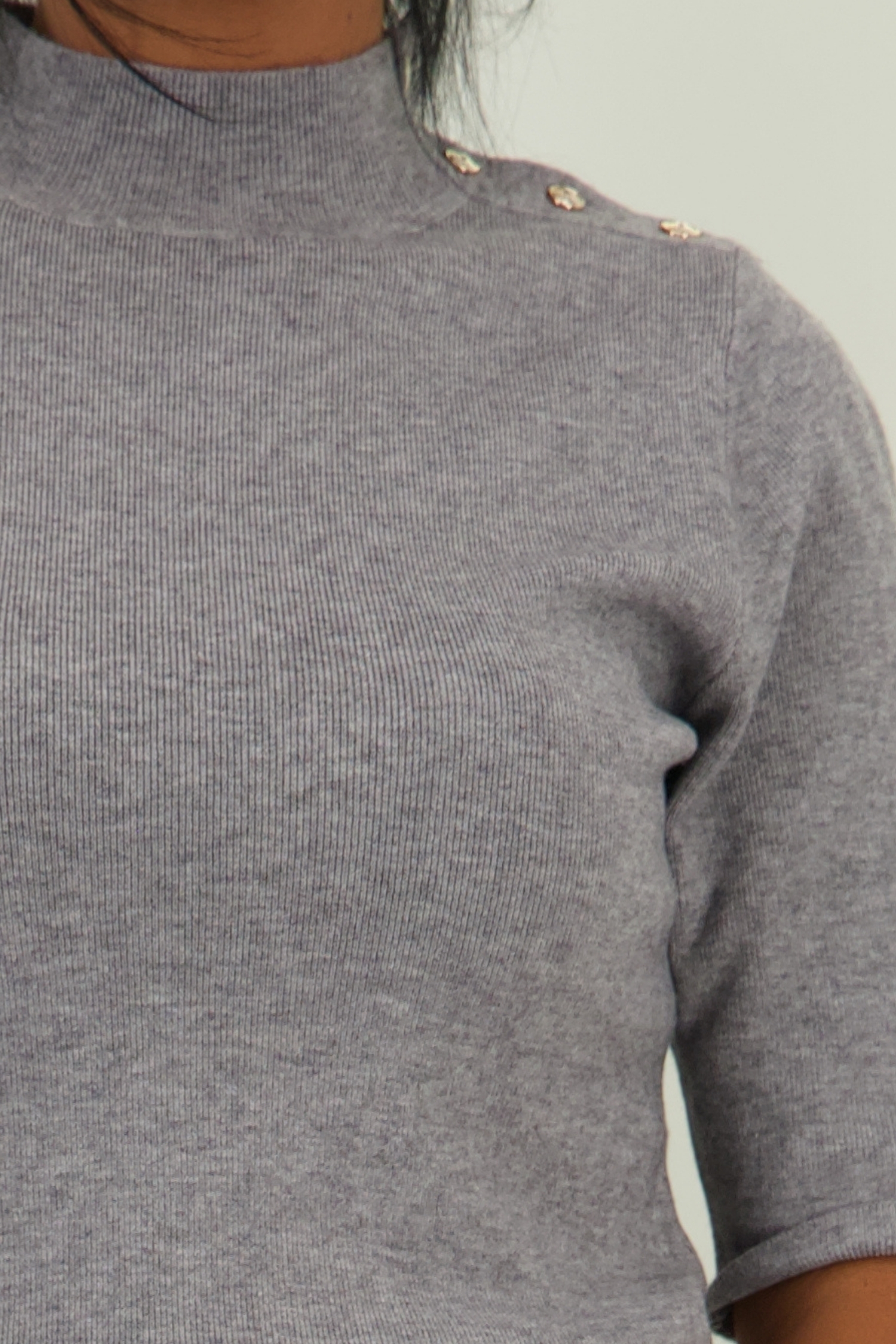 Bluza dama din tricot fin gri cu un croi larg , guler inalt si nasturi decorativi 3 - StarShinerS.ro