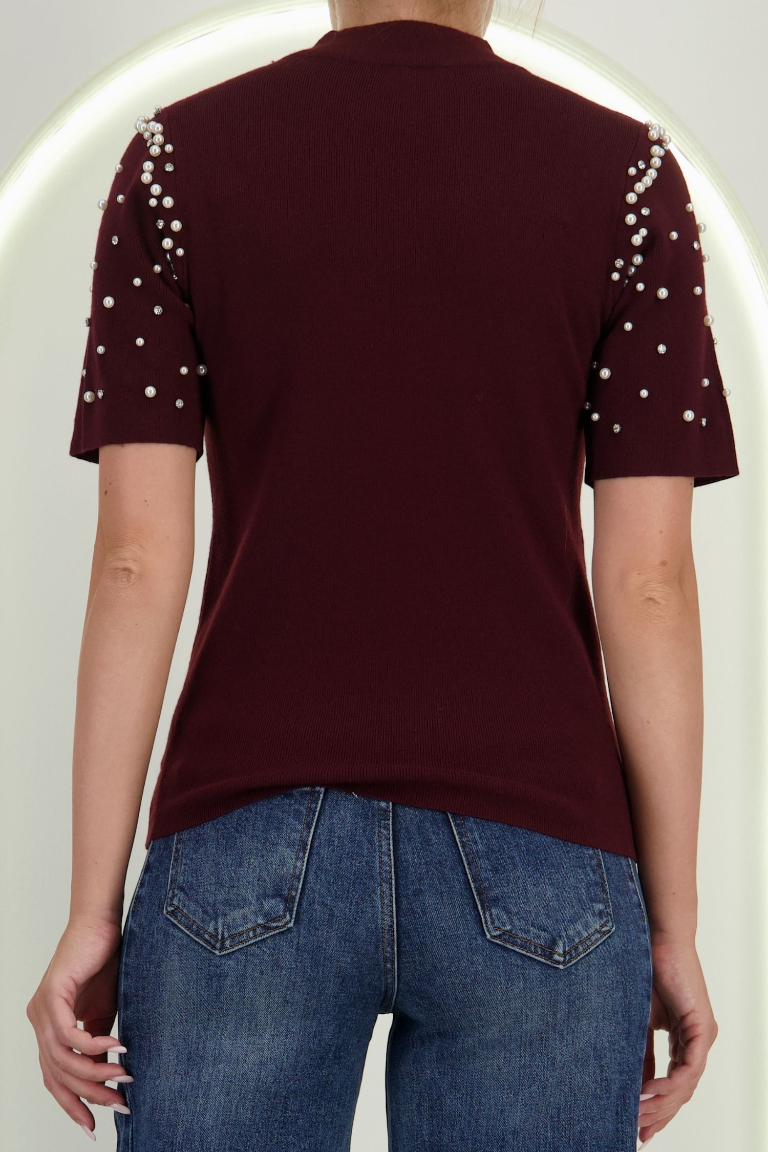 Bluza dama din tricot fin visinie cu un croi larg accesorizata cu perle si pietre strass 6 - StarShinerS.ro