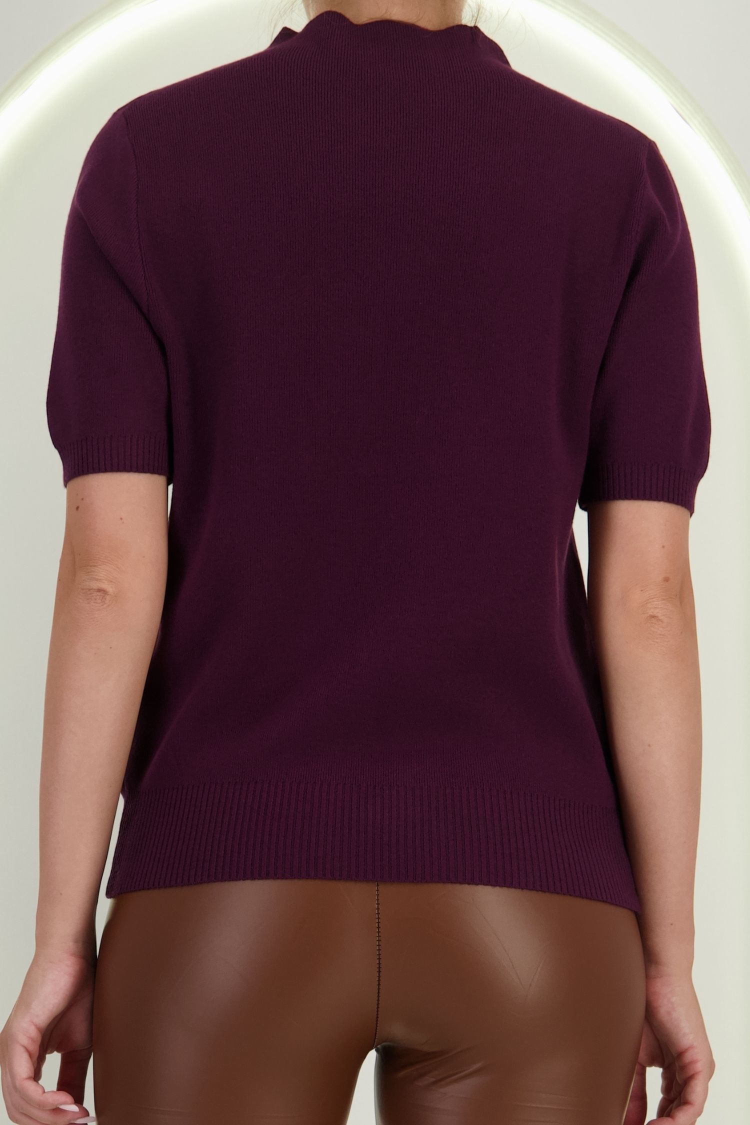 Bluza dama din tricot fin mov cu maneca scurta cu un croi larg si guler inalt 4 - StarShinerS.ro