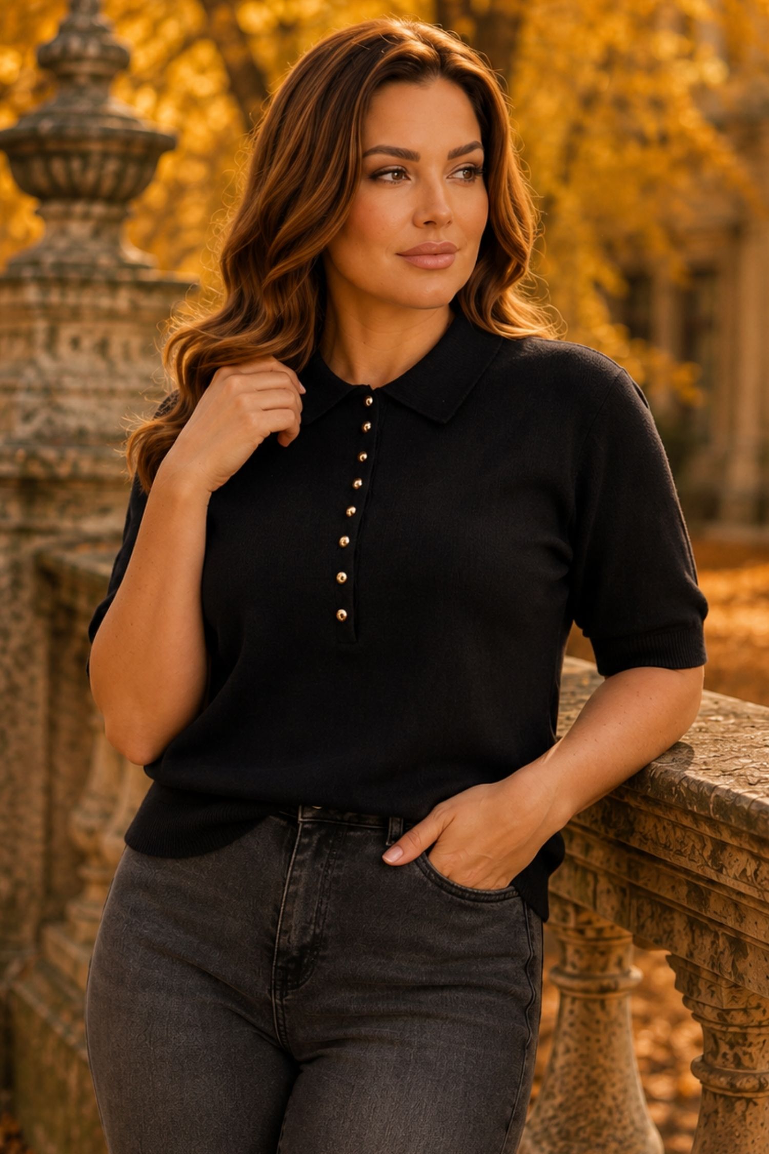 Bluza dama din tricot fin neagra cu maneca scurta si croi larg cu nasturi contrastanti 1 - StarShinerS.ro