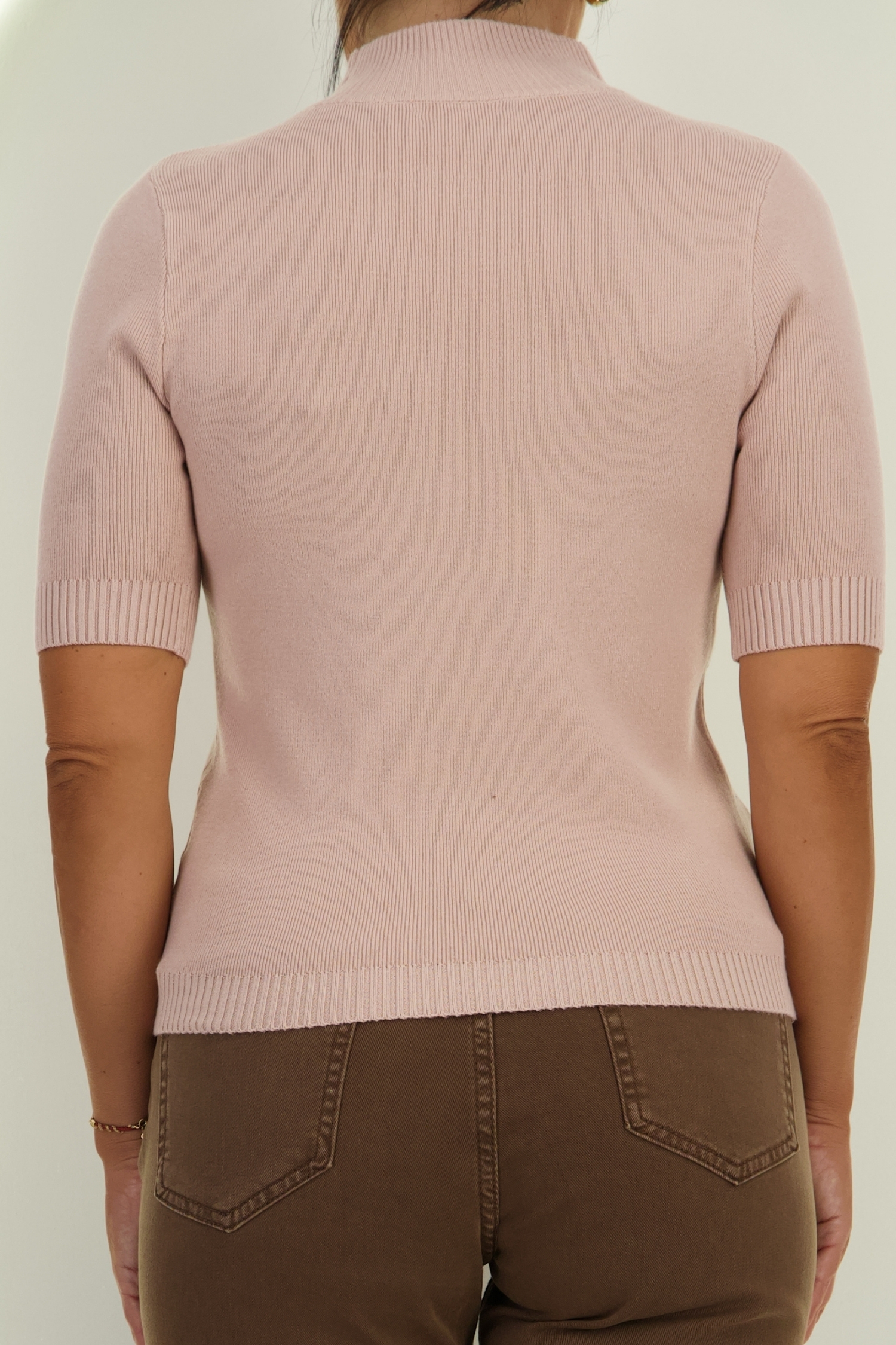 Bluza dama din tricot fin roz pudra cu un croi larg accesorizata cu pietre strass 5 - StarShinerS.ro