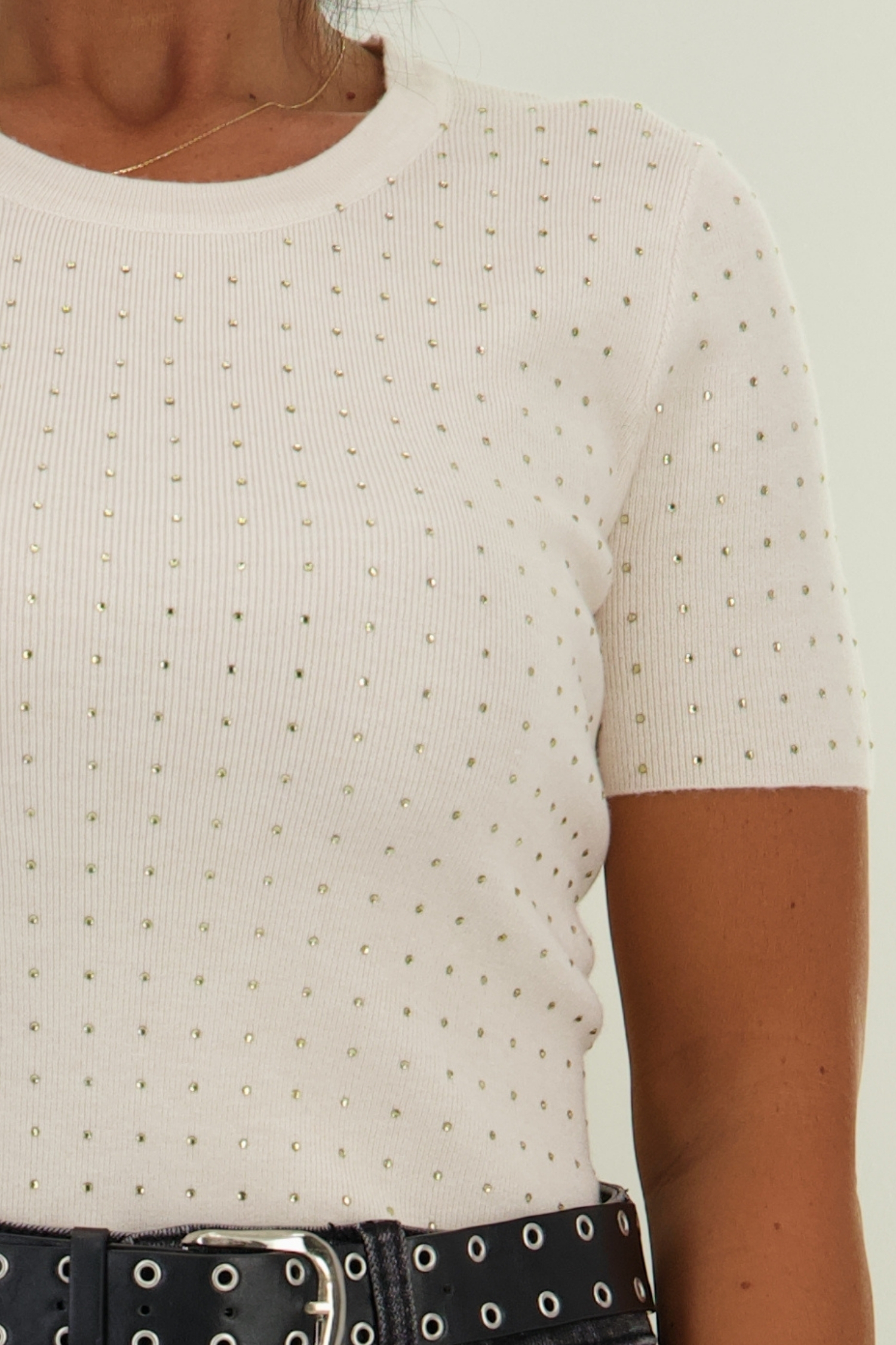 Bluza dama din tricot fin crem mulata accesorizata cu pietre strass 3 - StarShinerS.ro
