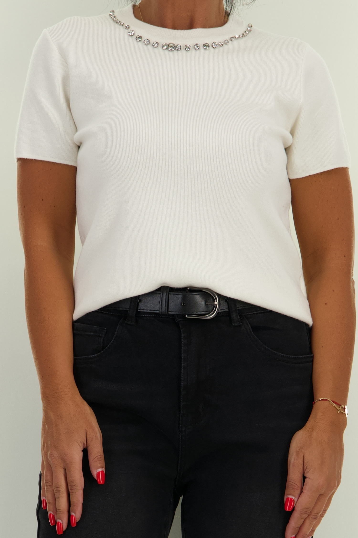 Bluza dama din tricot ivoire cu maneca scurta si croi larg cu pietre strass 4 - StarShinerS.ro