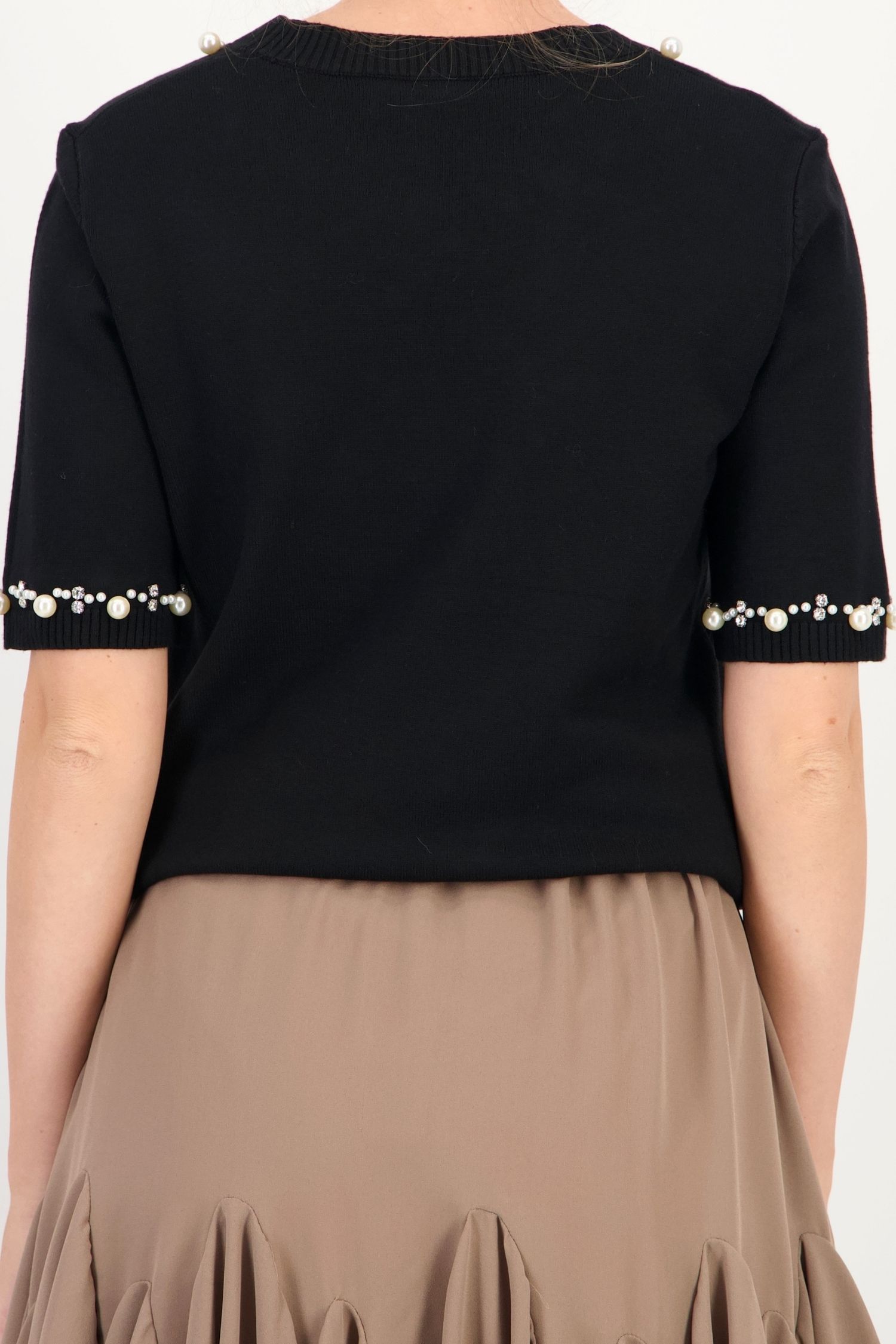 Bluza dama din tricot fin neagra cu un croi larg si aplicatii cu perle si pietre strass 5 - StarShinerS.ro