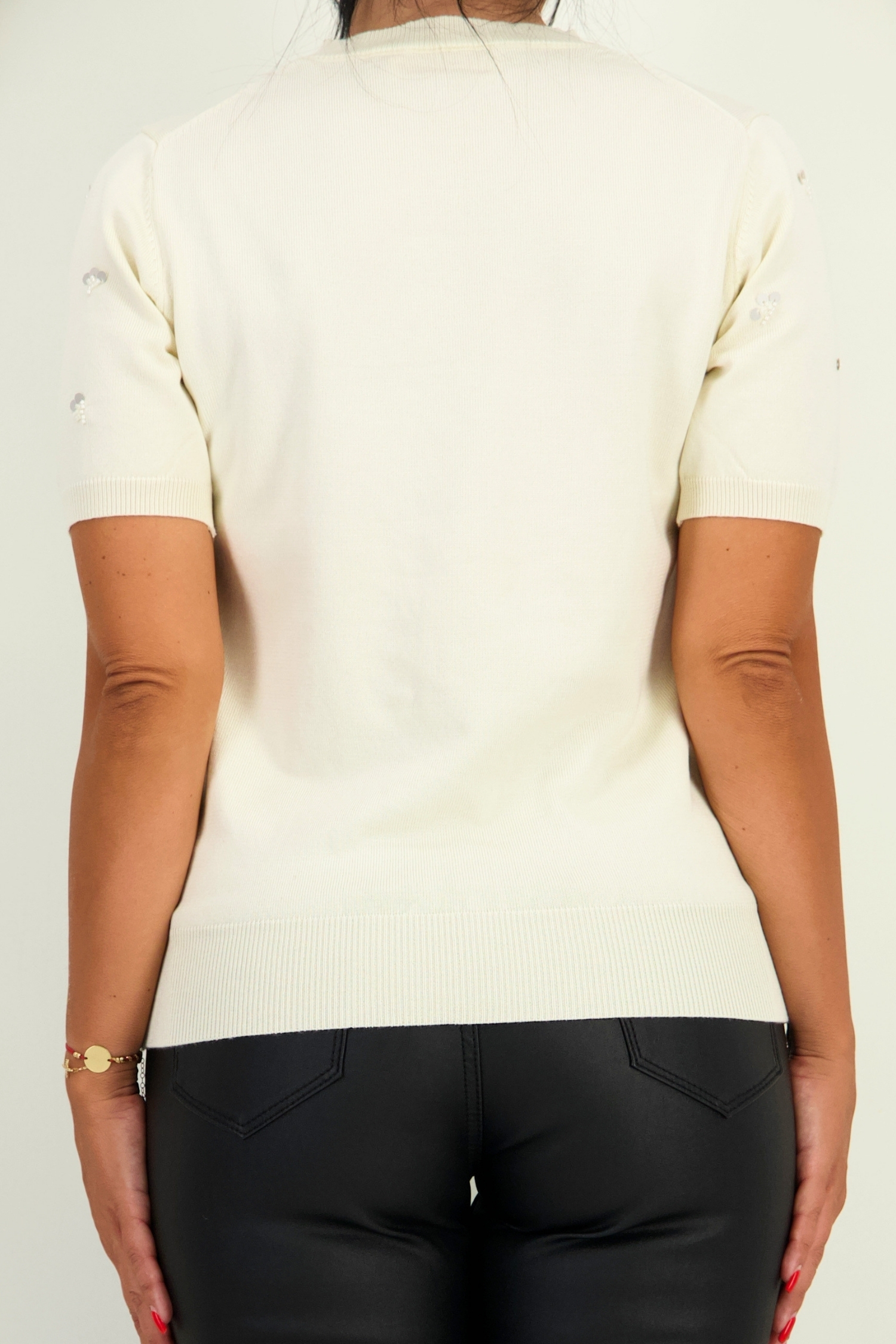 Bluza dama din tricot fin crem cu un croi larg si aplicatii de paiete 5 - StarShinerS.ro