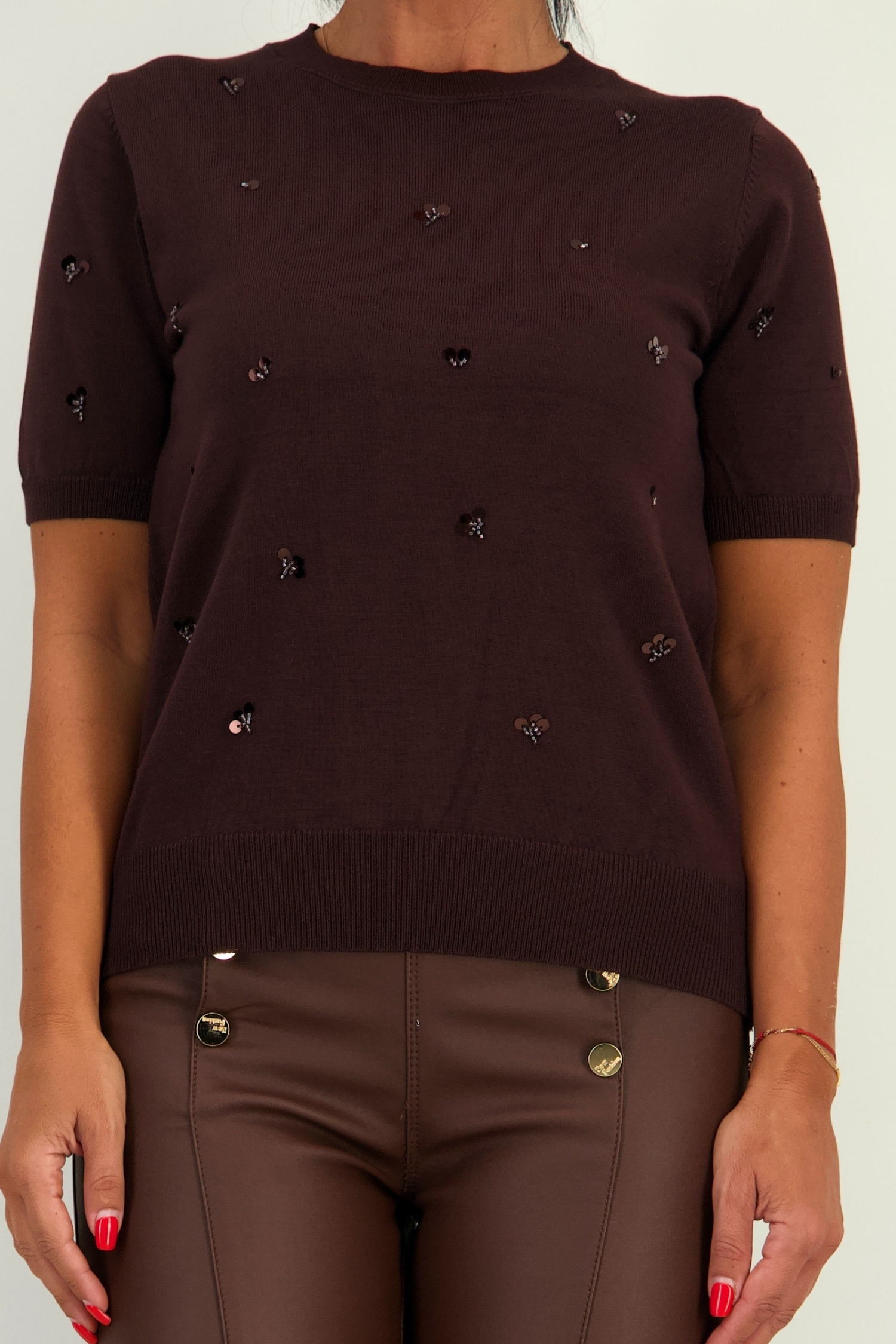 Bluza dama din tricot fin maro cu un croi larg si aplicatii de paiete 4 - StarShinerS.ro