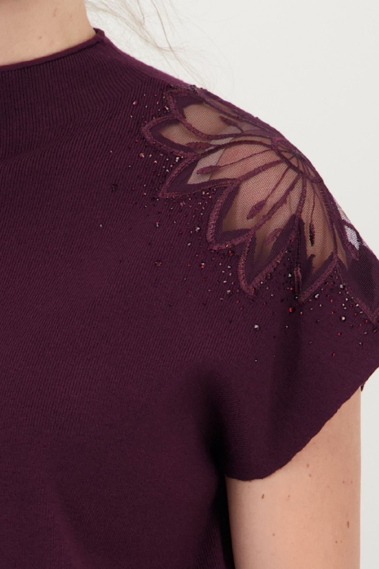 Bluza dama din tricot fin mov cu un croi larg si detaliu decorativ pe umar 3 - StarShinerS.ro
