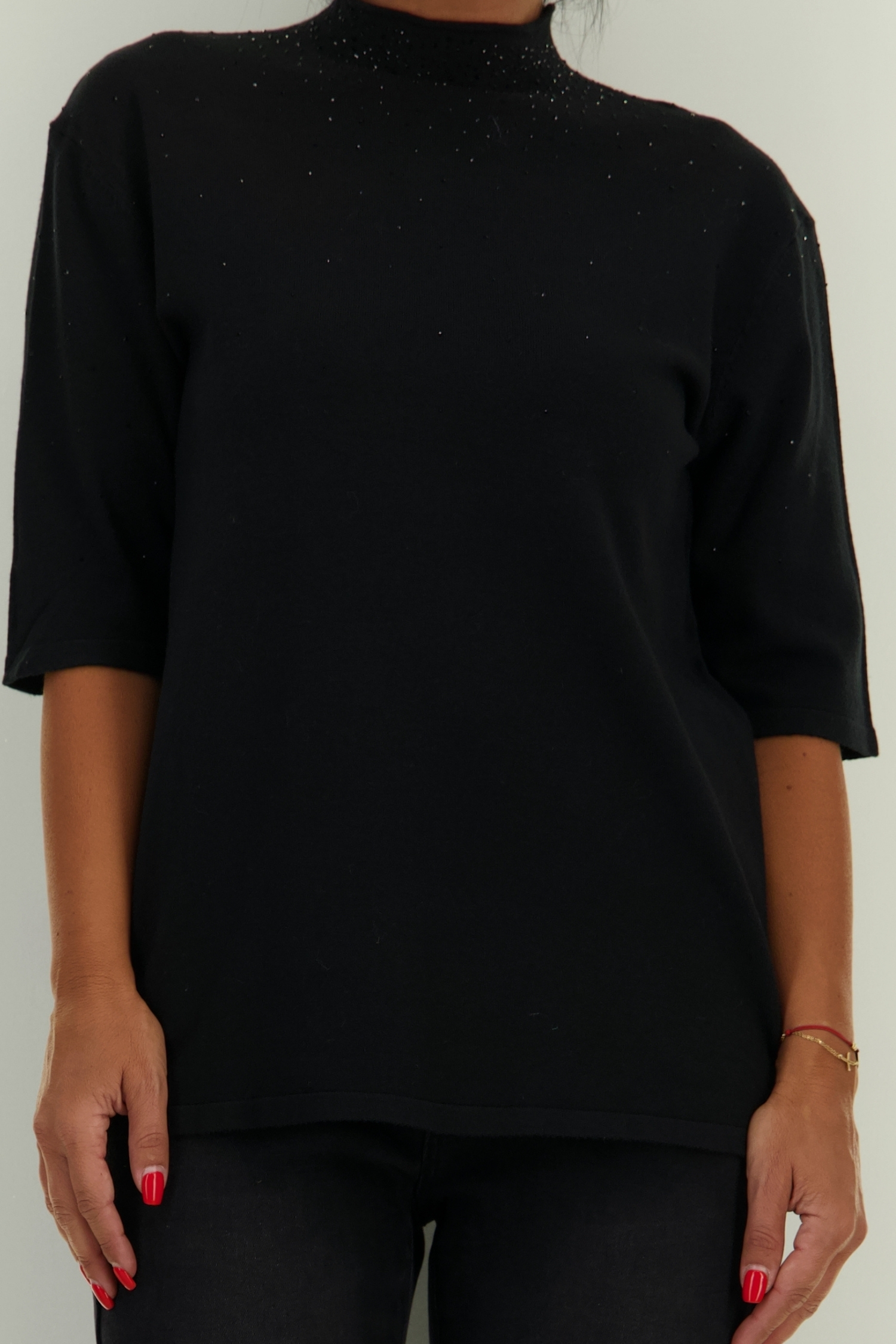 Bluza dama din tricot neagra cu un croi larg si aplicatii cu pietre strass 4 - StarShinerS.ro