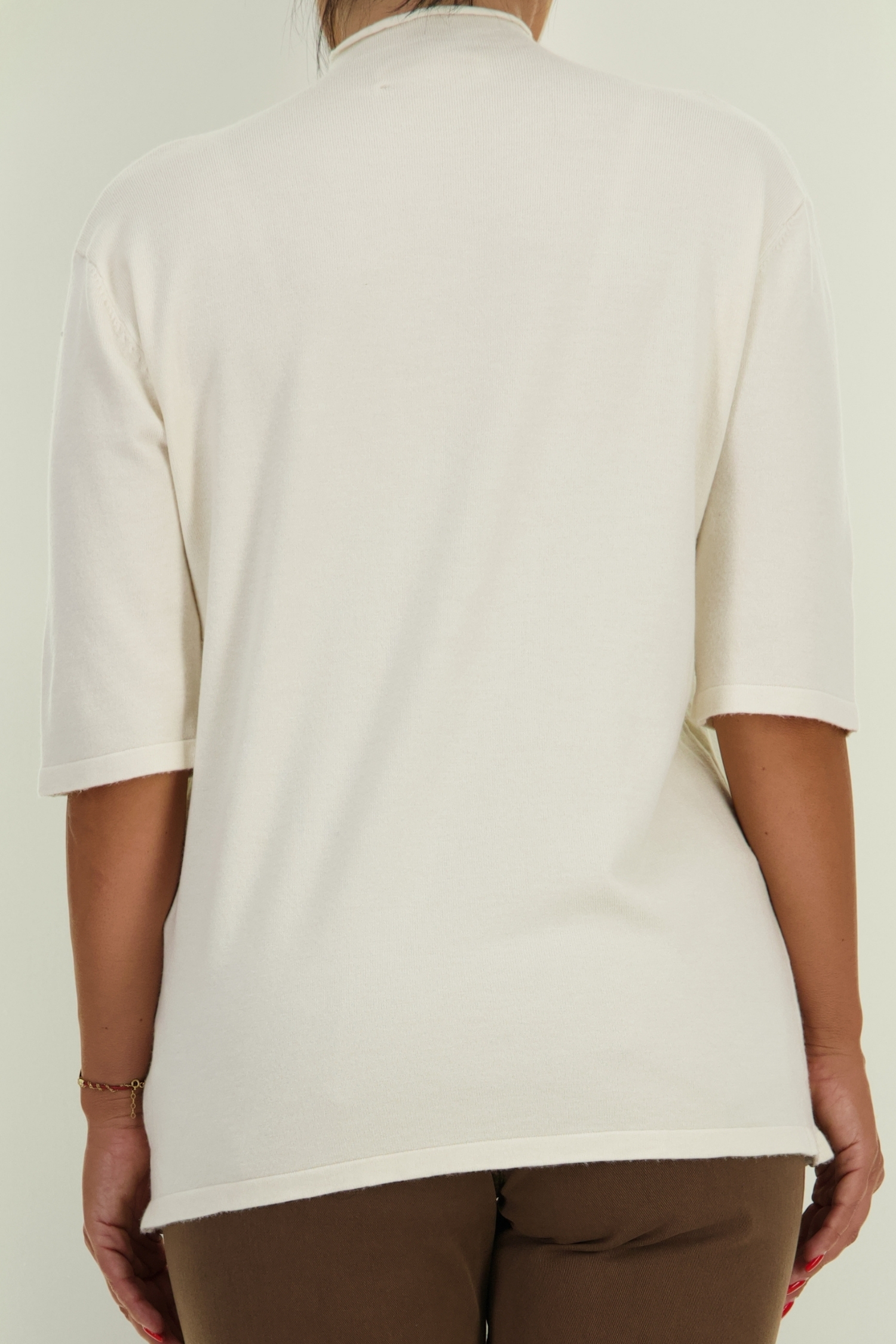 Bluza dama din tricot ivoire cu un croi larg si aplicatii cu pietre strass 5 - StarShinerS.ro