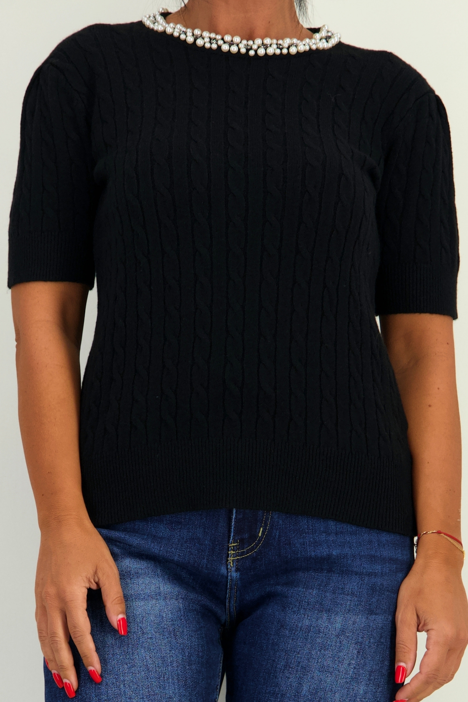 Bluza dama din tricot fin neagra cu un croi larg accesorizata cu perle si pietre strass 4 - StarShinerS.ro