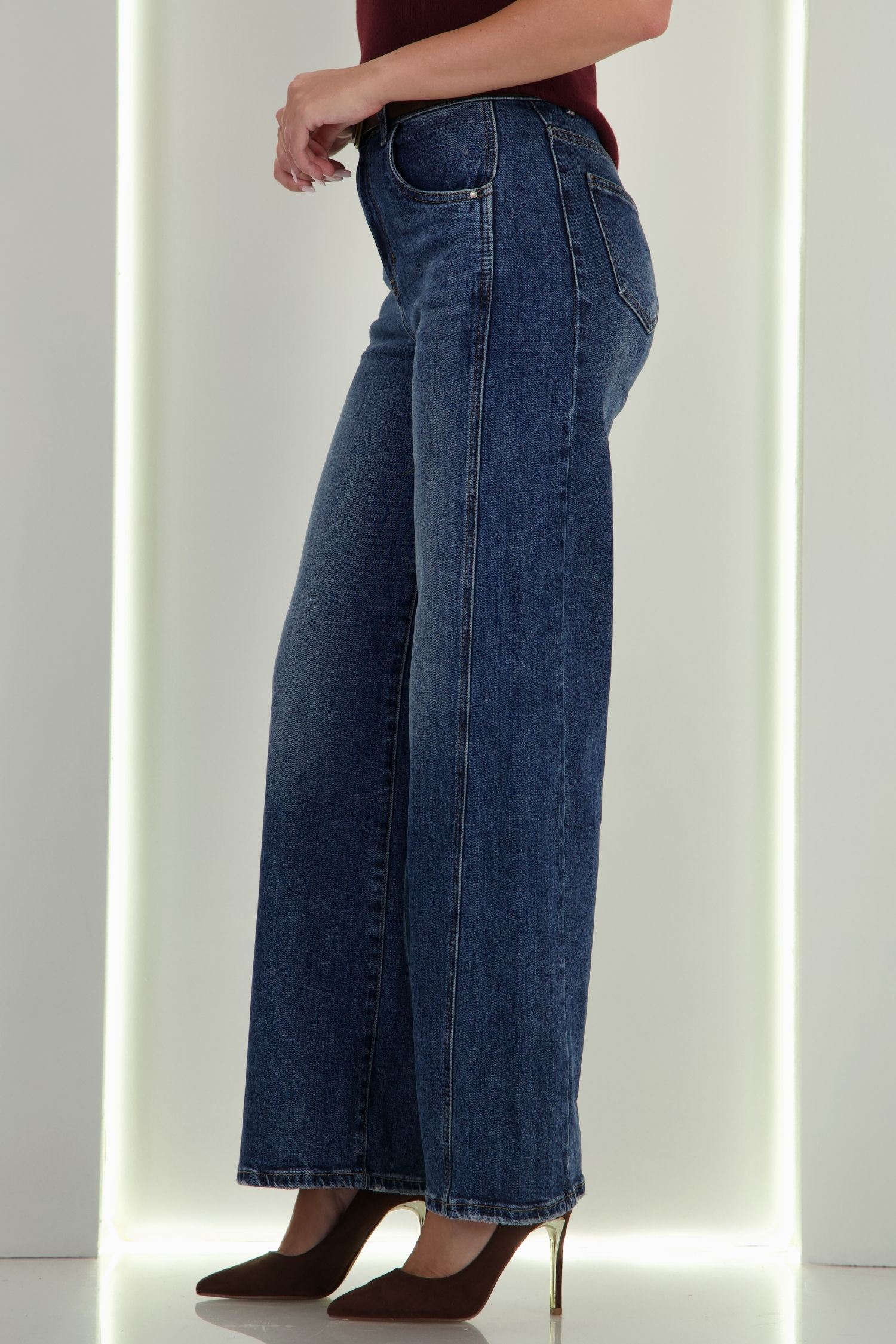 Blugi albastri Wide leg cu accesoriu tip curea si buzunare laterale 4 - StarShinerS.ro