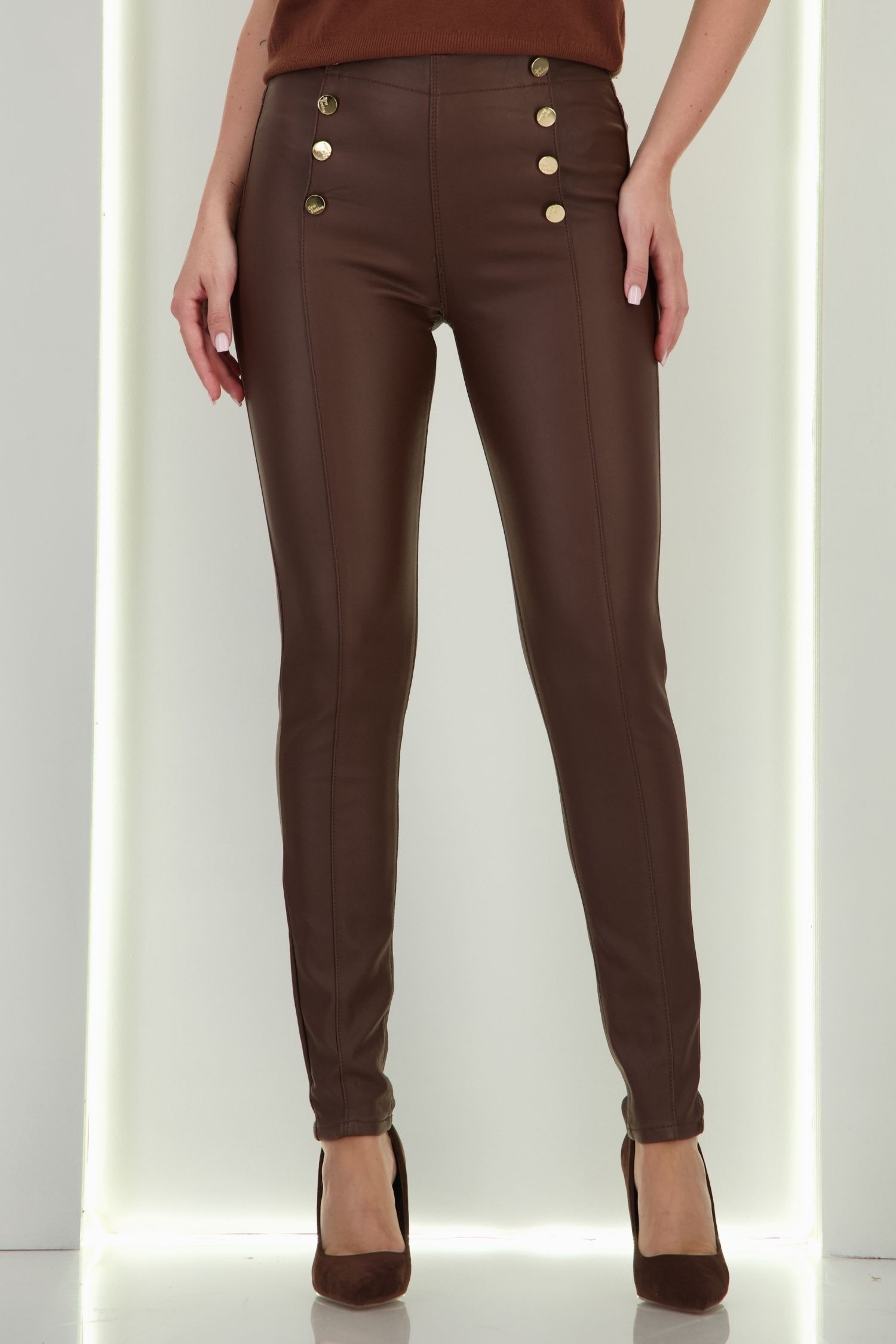 Pantaloni din piele ecologica maro conici cu nasturi decorativi aurii 2 - StarShinerS.ro